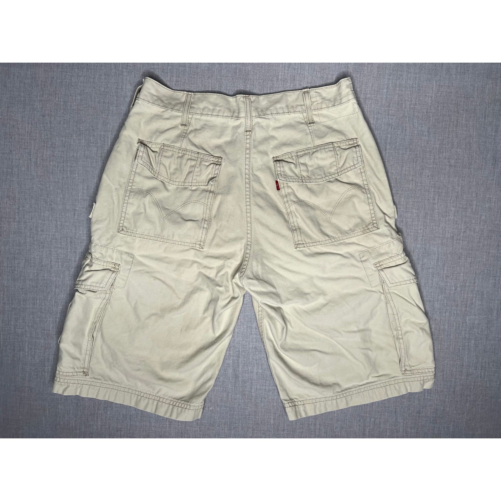 Levi's Levi’s Workwear Multi Pocket Cargo Shorts 31 Size US 31 - 2 Thumbnail