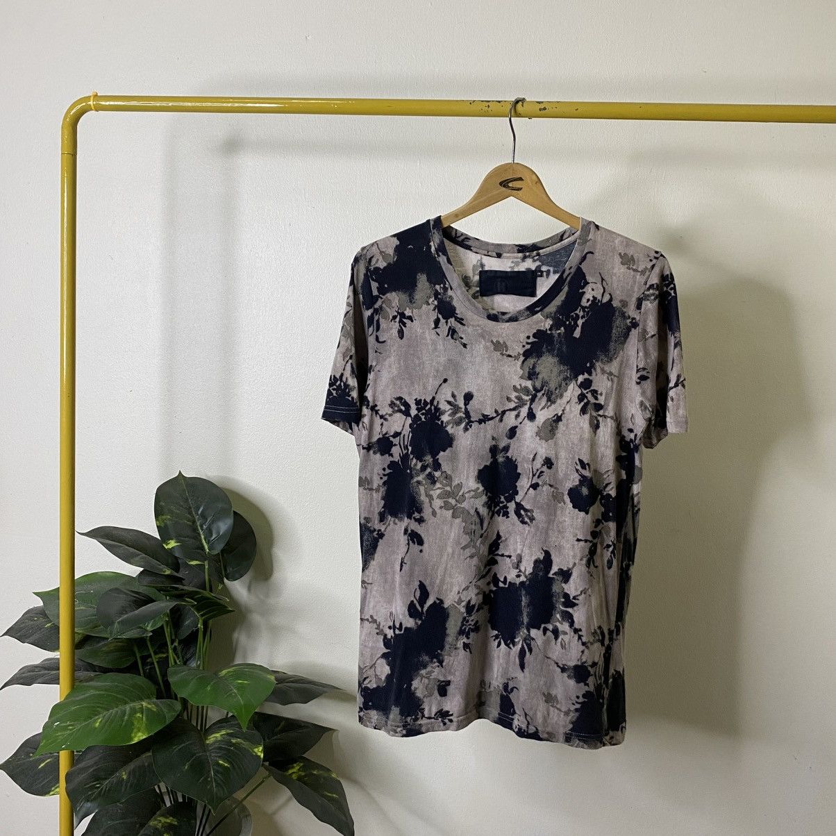 gomme Maki Hiroshige Issey Miyake Yohji Yamamoto Floral AOP Tee Size US M / EU 48-50 / 2 - 1 Thumbnail