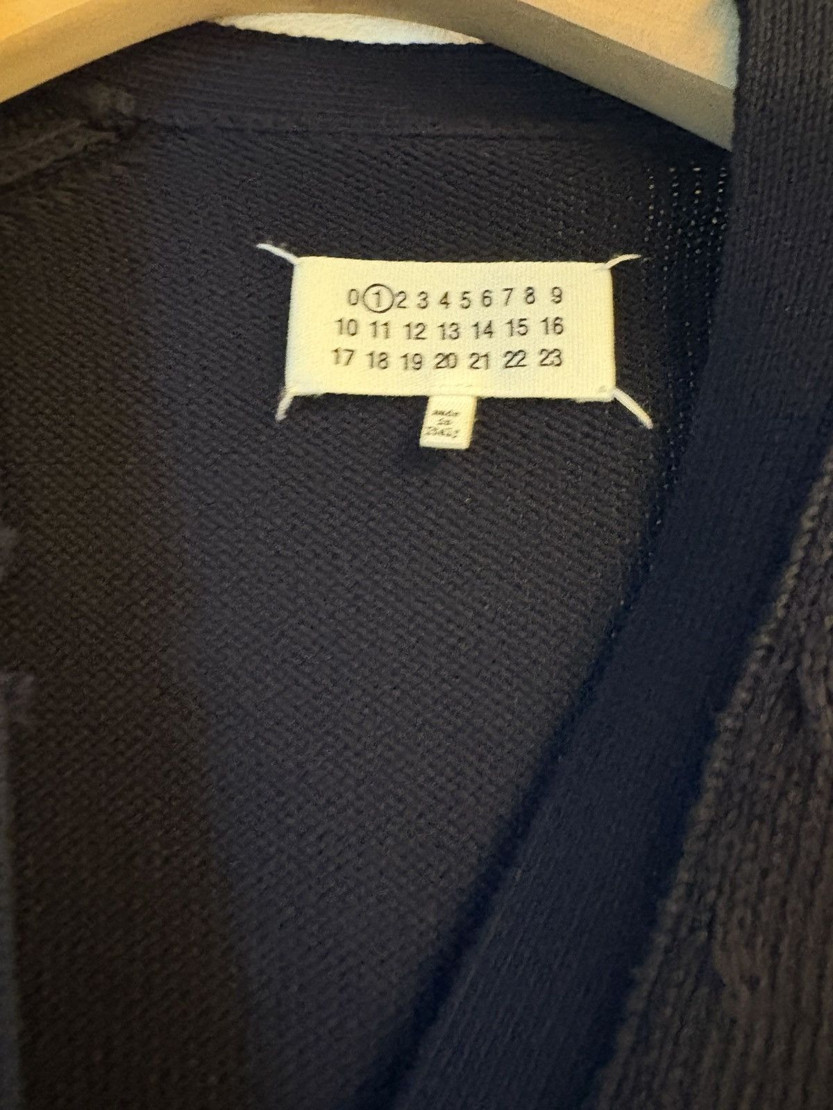 Maison Margiela Maison Margiela Destroyed Cardigan Size US XS / EU 42 / 0 - 2 Thumbnail