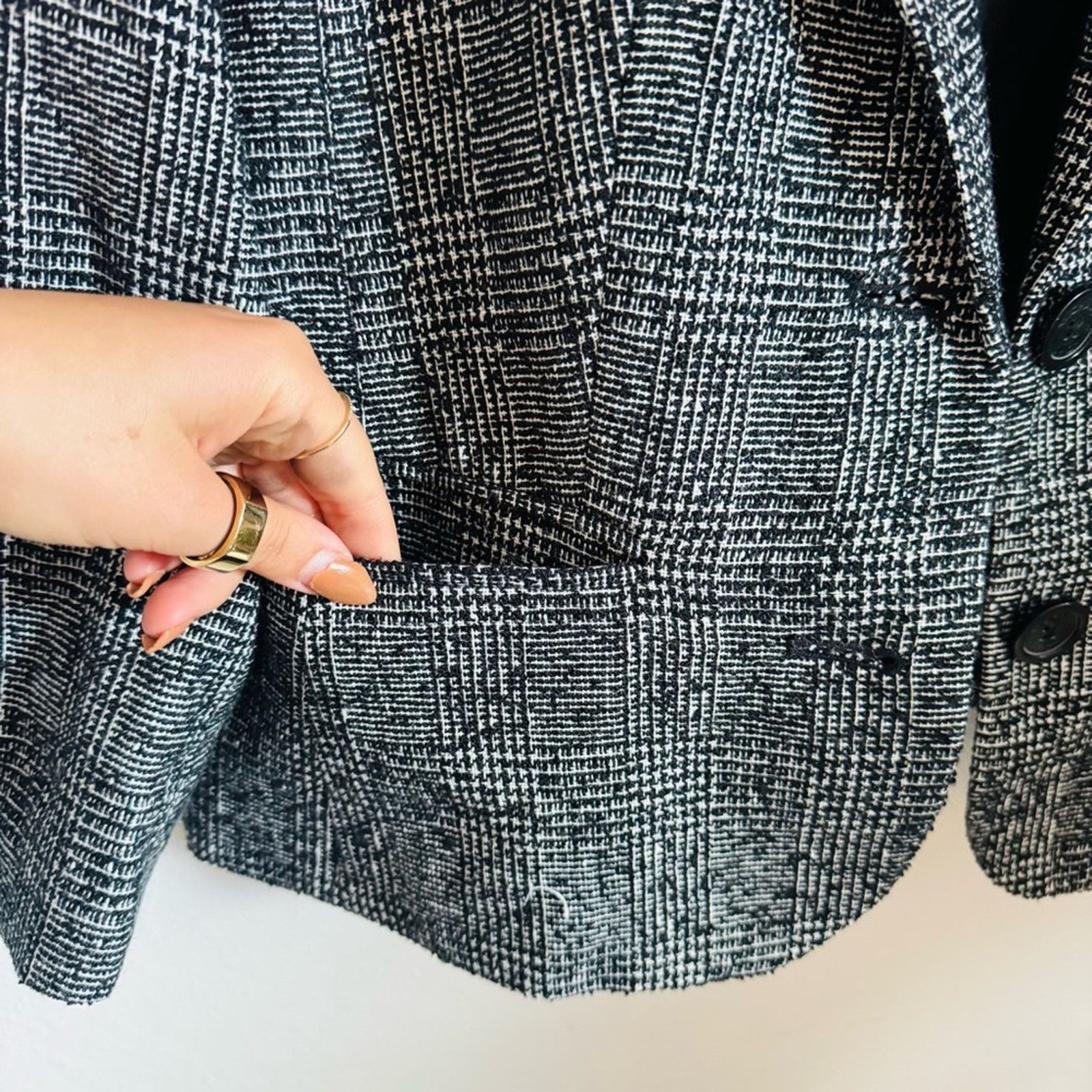 Michael Kors MICHAEL KORS Black White Button 3/4 Crop $198 Blazer Jacket Size S / US 4 / IT 40 - 7 Thumbnail