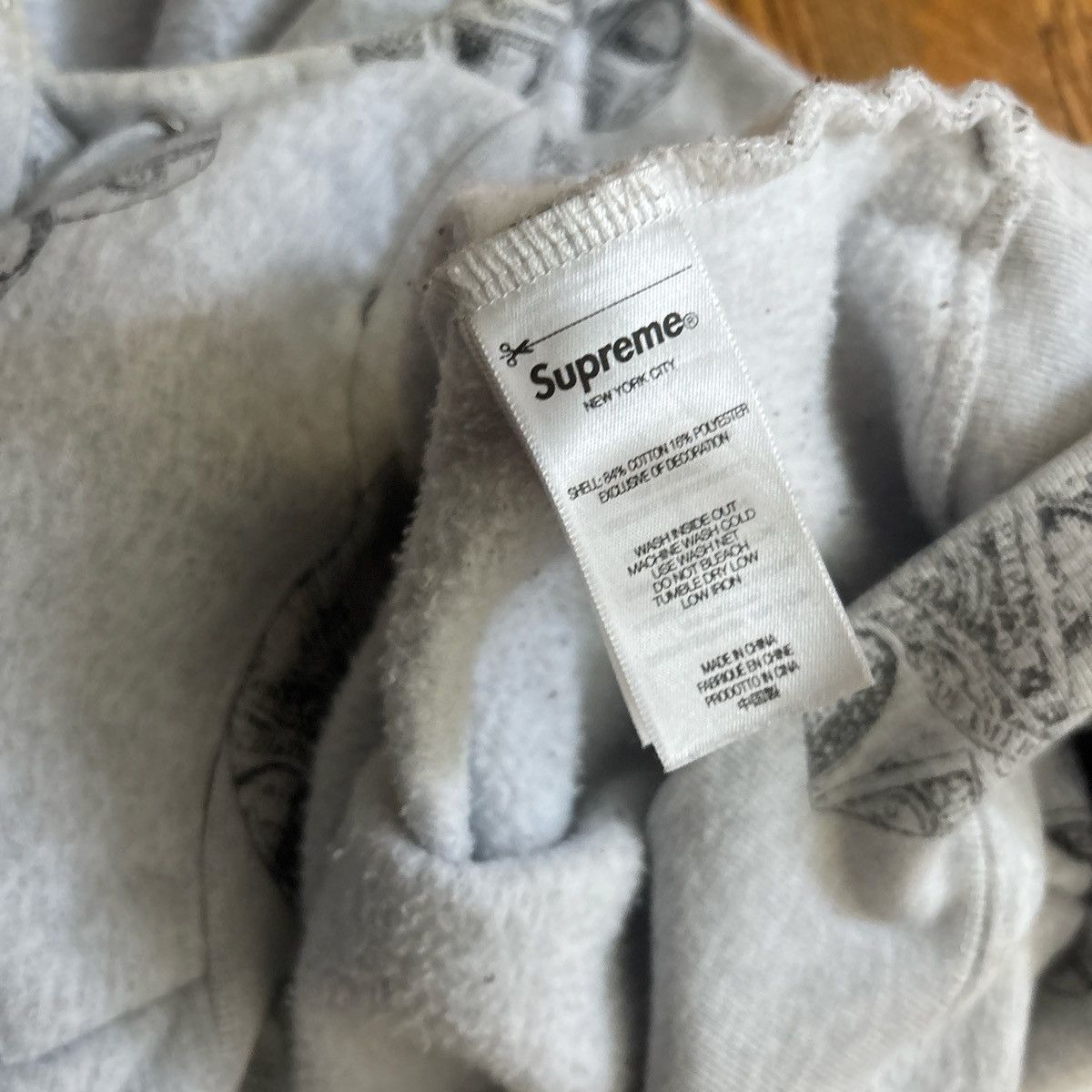 Supreme Supreme AW24 Love Cash Hoodie Size US M / EU 48-50 / 2 - 5 Thumbnail