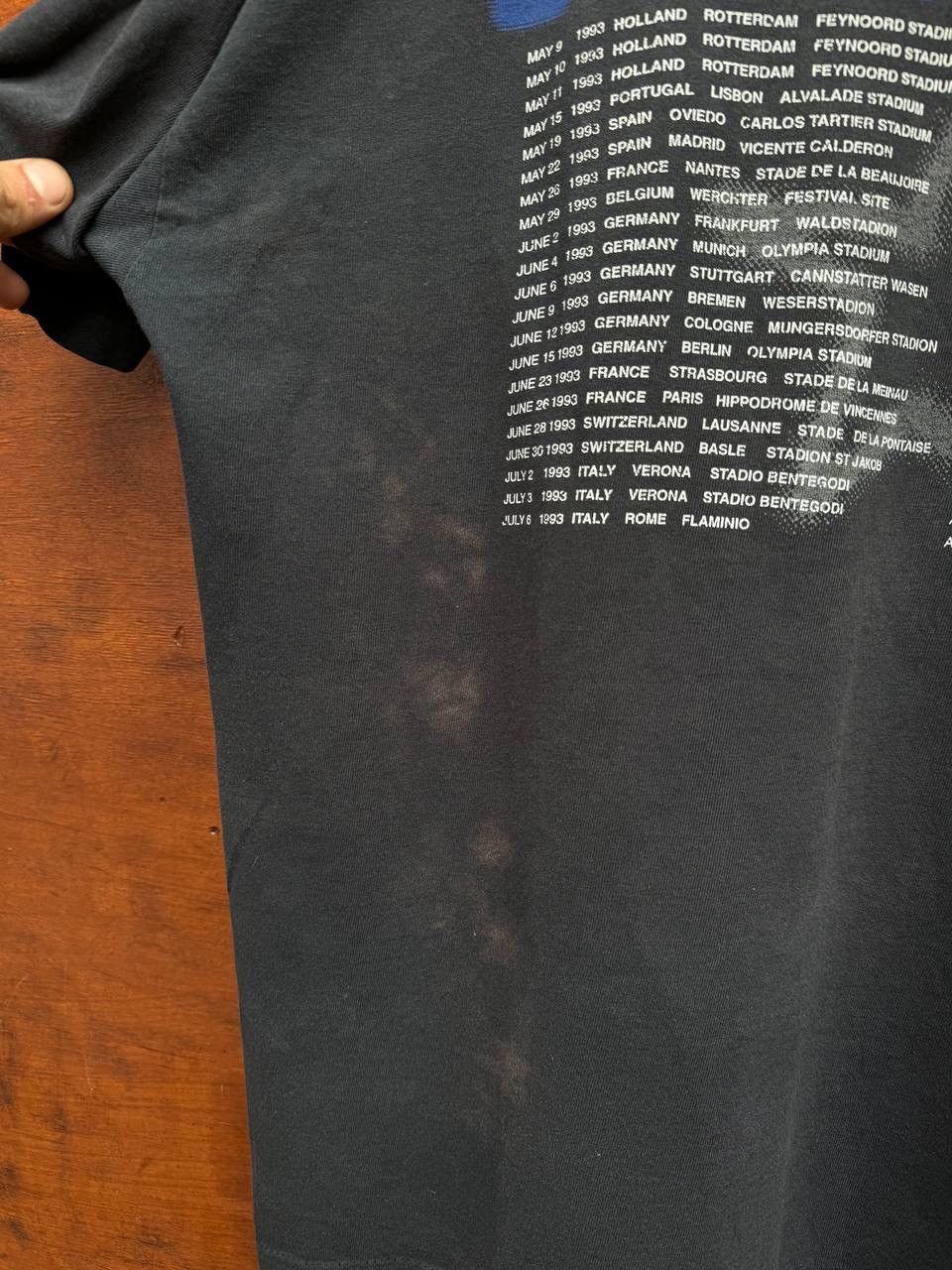 Band Tees U2 1993 ZOOROPA European Tour sz XL Size US XL / EU 56 / 4 - 10 Thumbnail