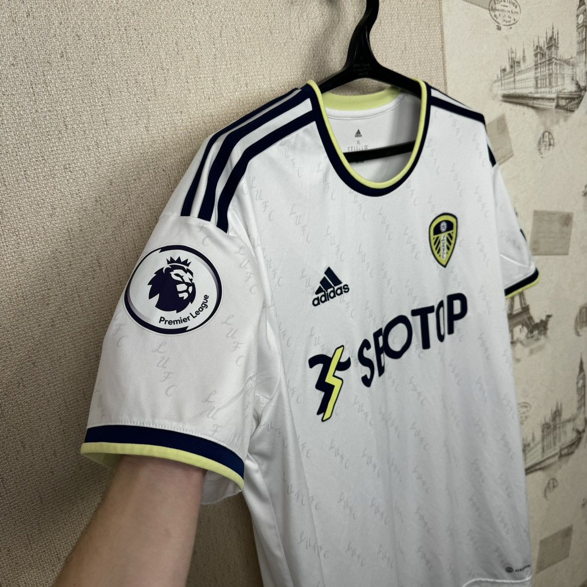 Adidas Adidas Leeds United Jersey 2022/23 Home Kit Football XL Size US XL / EU 56 / 4 - 11 Thumbnail