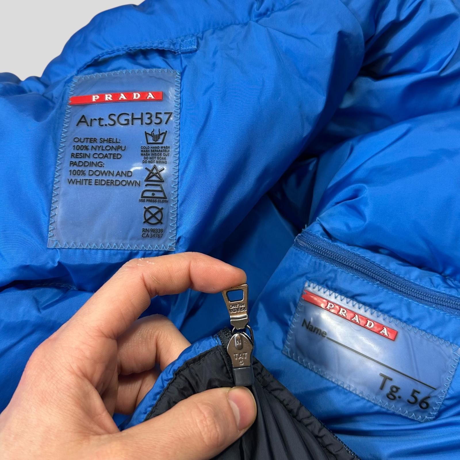 Prada Prada 2012 Plaque Logo Bi-colour Nylon Puffer Jacket - L/XL Size US XL / EU 56 / 4 - 12 Thumbnail