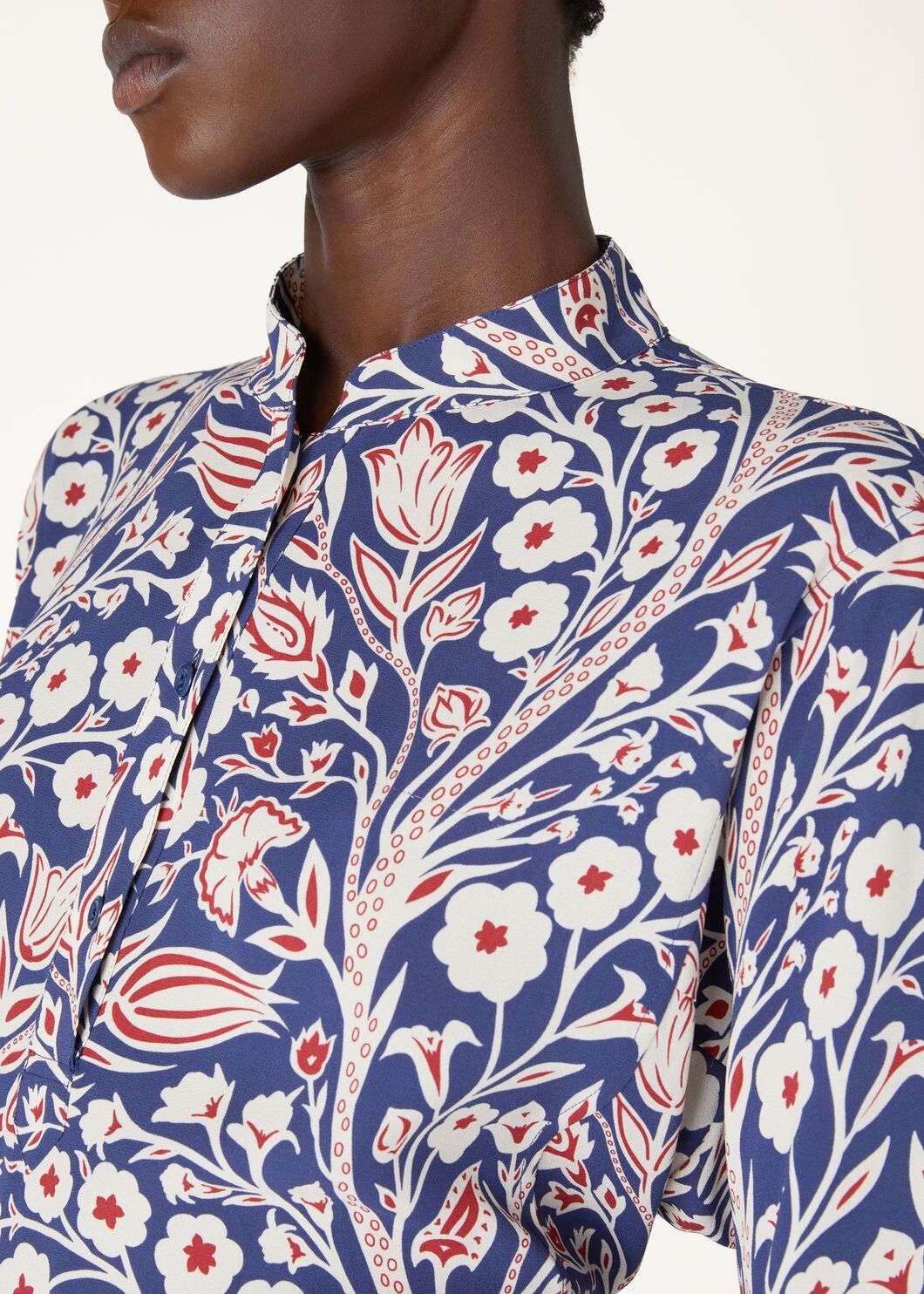 Loro Piana o1srvl11e0725 FAN8192 Sophia Silk Shirt in Multicolor Size XS / US 0-2 / IT 36-38 - 3 Thumbnail