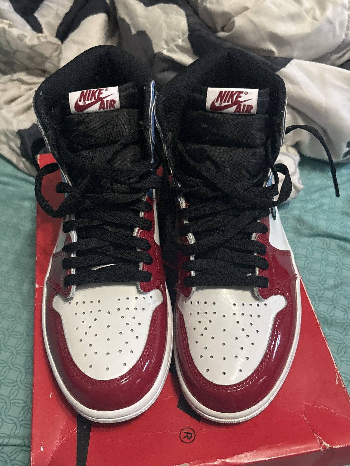 Jordan Brand Jordan 1 High OG “Fearless” Size US 9 / EU 42 - 5 Thumbnail