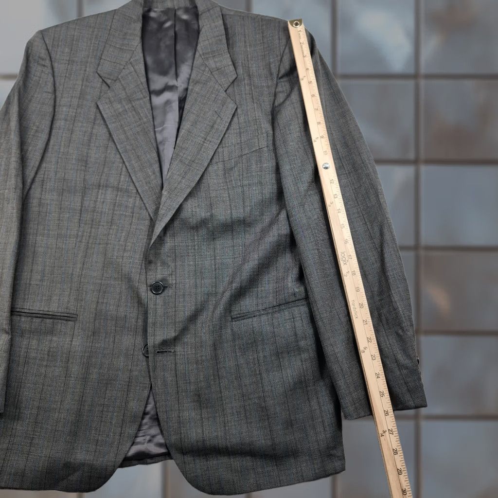 Yves Saint Laurent VINTAGE Yves Saint Laurent Blazer Mens 44 Gray Stripe Wool Single-Breasted Two-Button Sport Coat Shirt Jacket? Size 44R - 1 Thumbnail