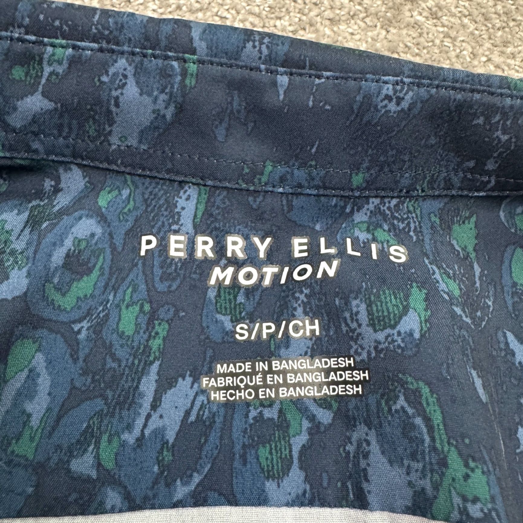 Ralph Lauren VINTAGE Perry Ellis Motion Button-Down Shirt Mens Small Abstract Blue Green NWT 90s Preppy Mens Shirt Size US L / EU 52-54 / 3 - 5 Thumbnail