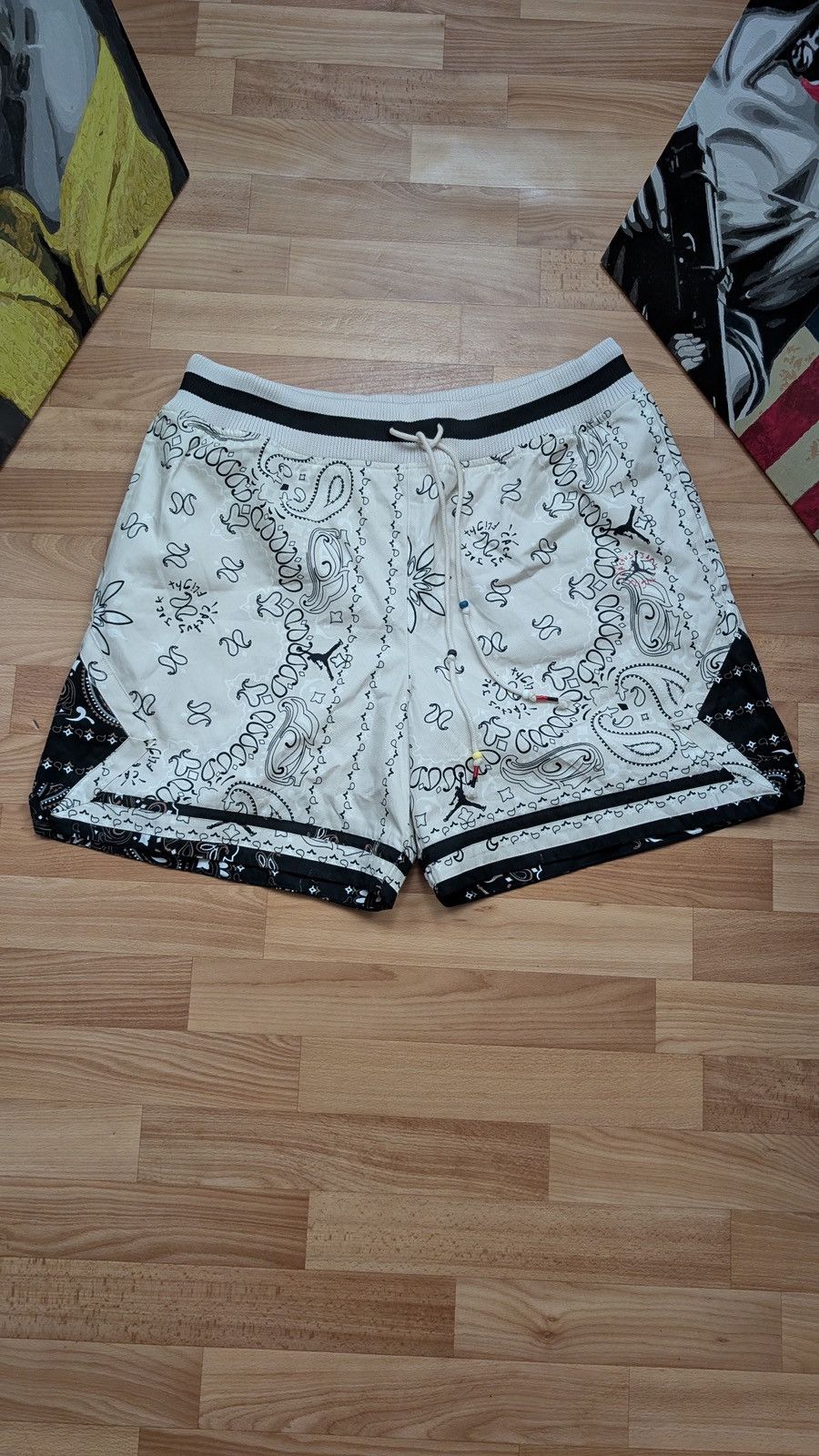 Travis Scott x Jordan Paisley “Orewood” Shorts Size XL