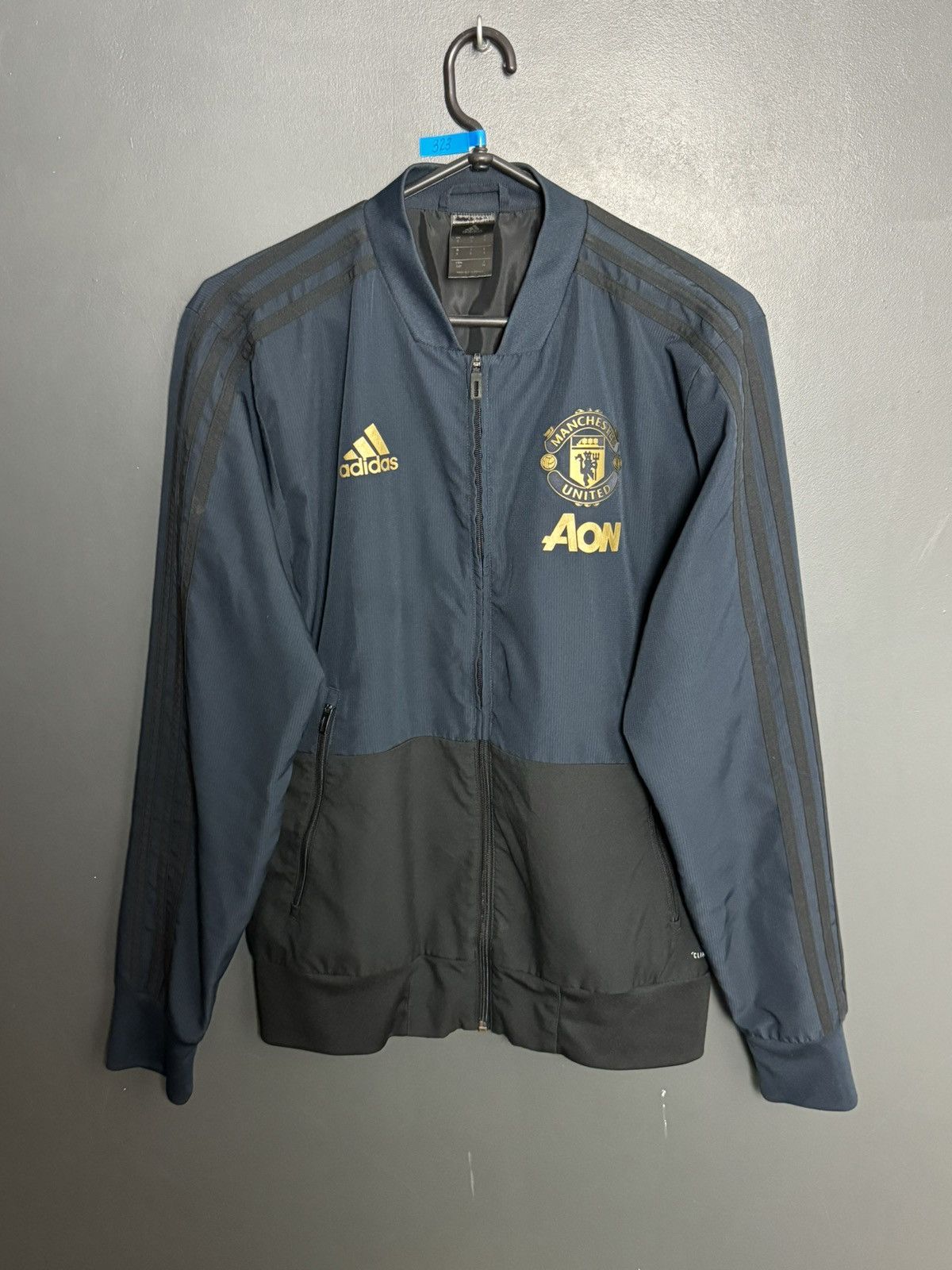Adidas Manchester United Training Football Jacket Size US S / EU 44-46 / 1 - 1 Thumbnail