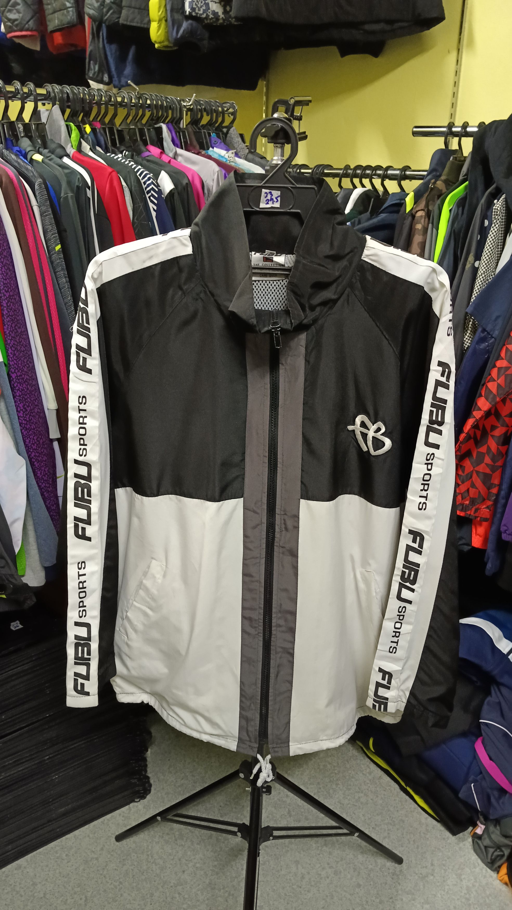 Fubu × Vintage 🔥 Vintage Fubu Sports Sidetape Windbreaker Size US L / EU 52-54 / 3 - 1 Thumbnail