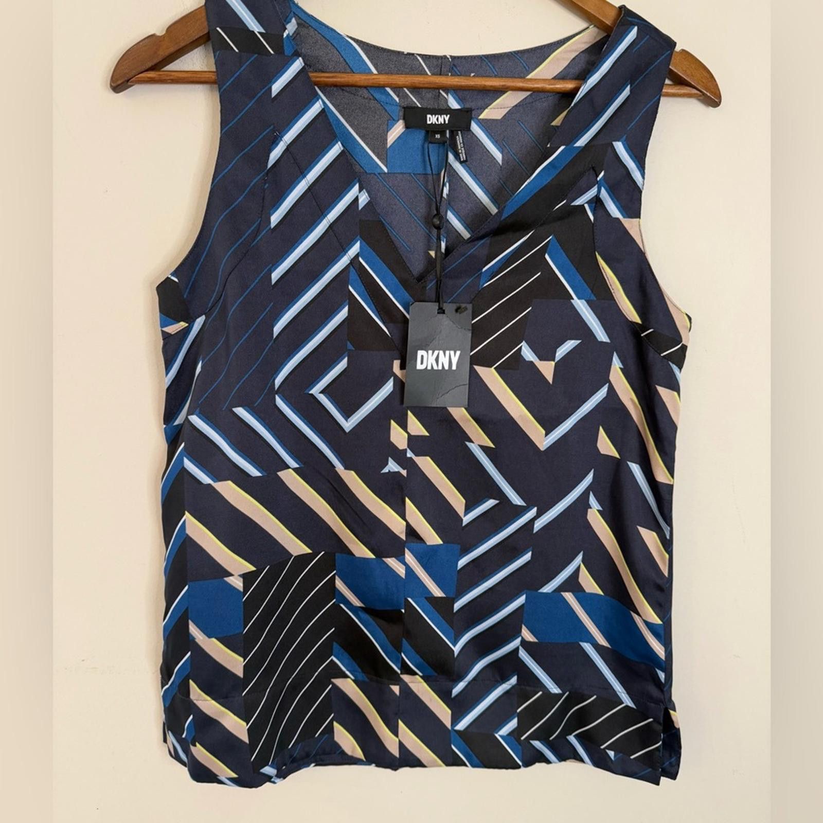 DKNY DKNY dressy tank top navy blue tan striped patchwork SZ XS Size XS / US 0-2 / IT 36-38 - 1 Thumbnail