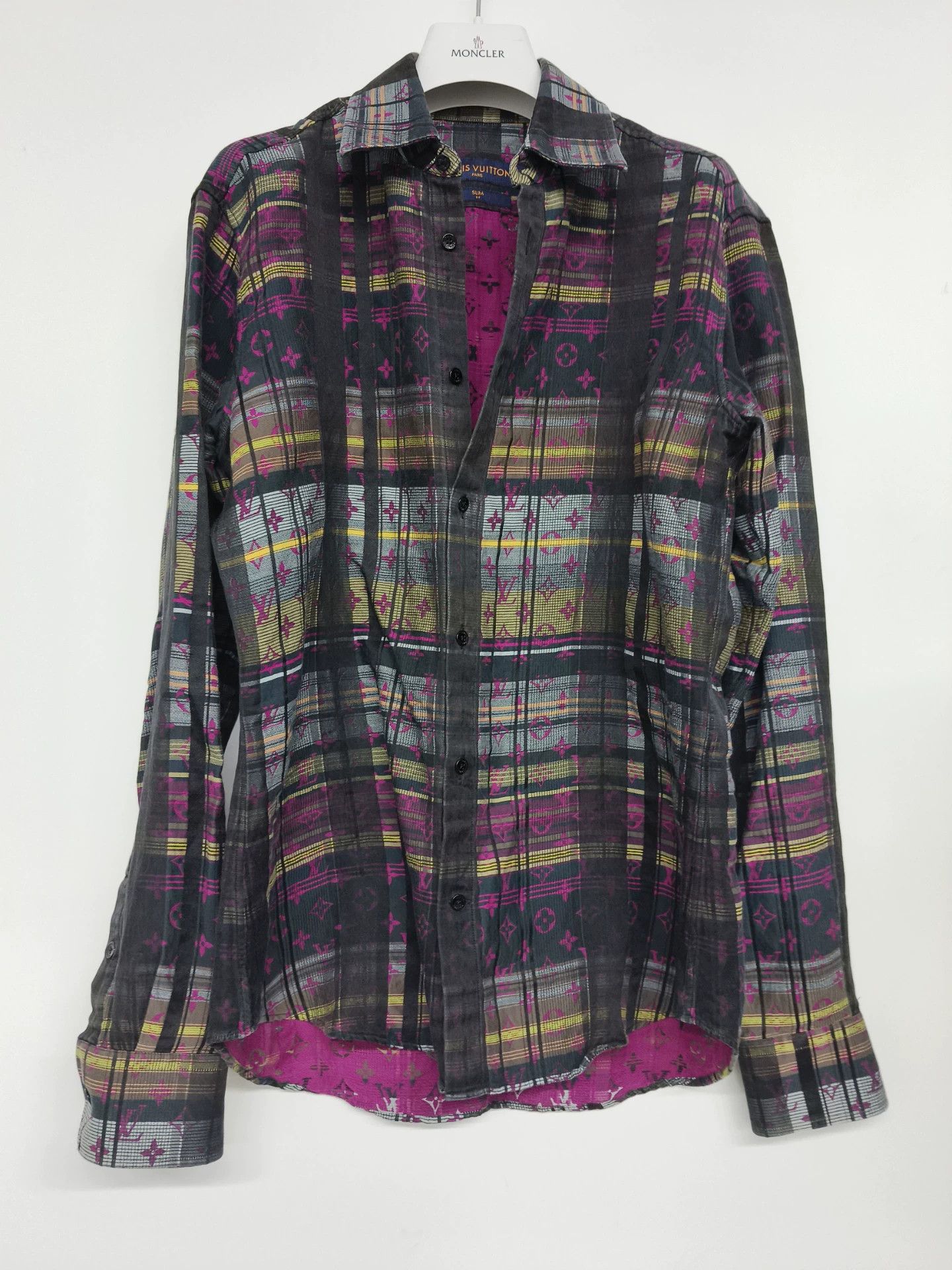 Louis Vuitton LV 45S/108C/69L/64SL shirt Size XL / US 12-14 / IT 48-50 - 1 Thumbnail