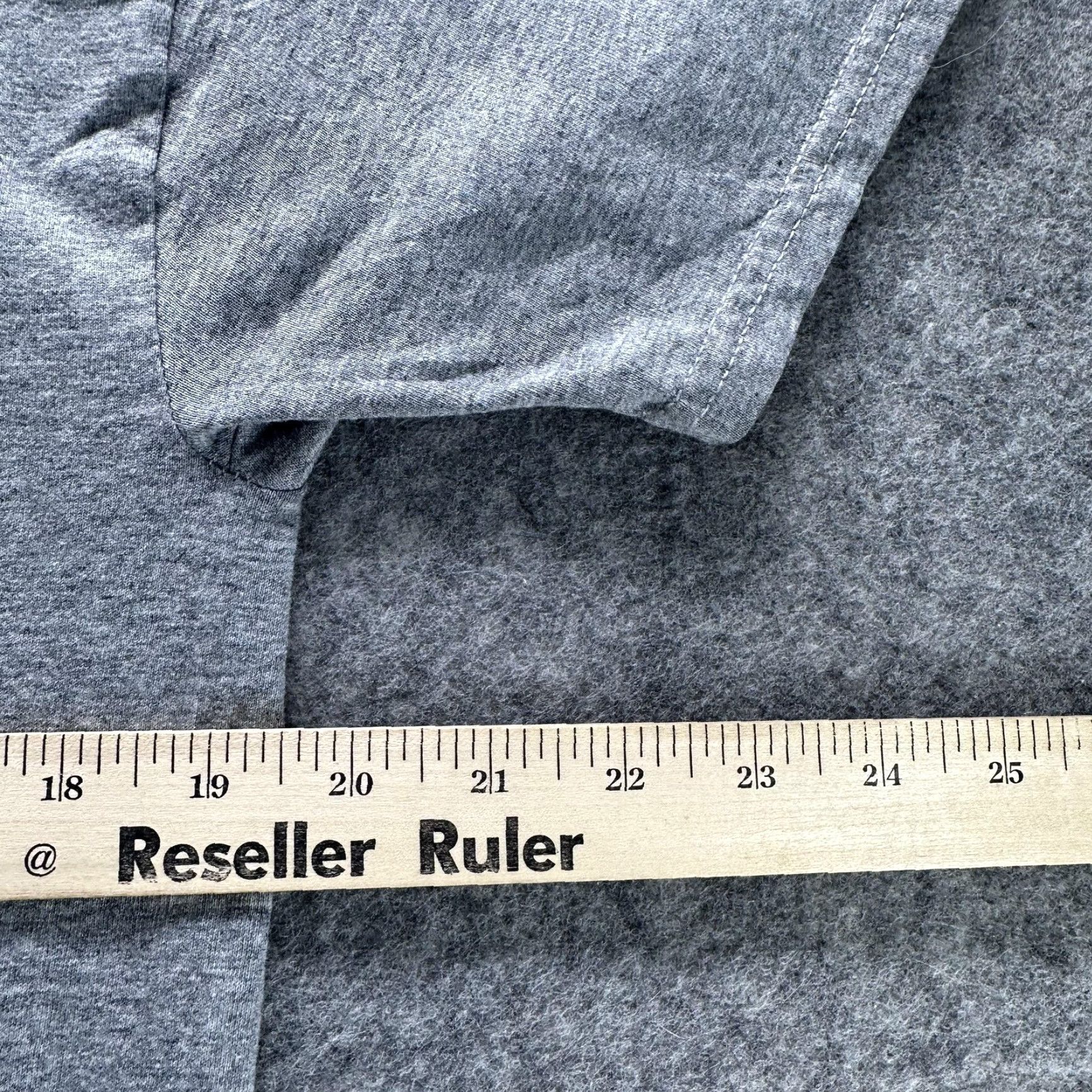 Russell Athletic Russell Athletic Shirt Mens Medium Gray Blank NuBlend Crewneck Casual Tee Size US M / EU 48-50 / 2 - 5 Thumbnail