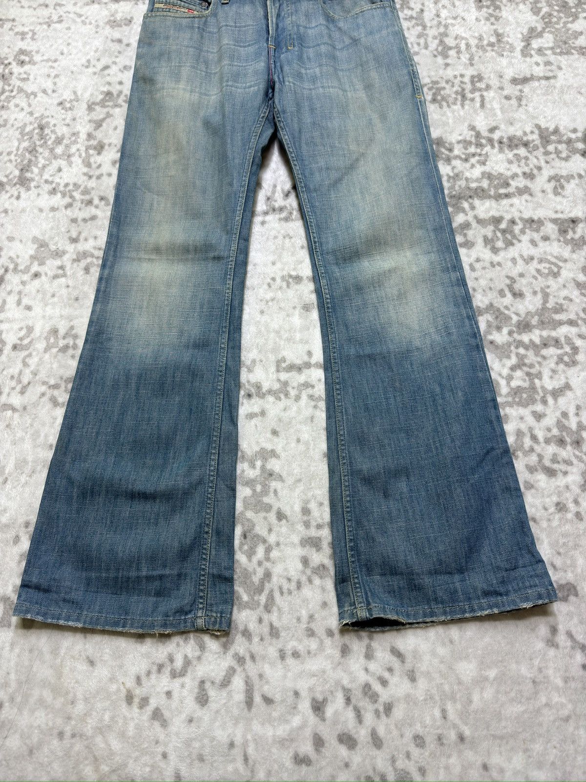 Diesel Diesel Zathan Regular Bootcut Light Wash Denim Jeans Y2K Size US 30 / EU 46 - 10 Thumbnail