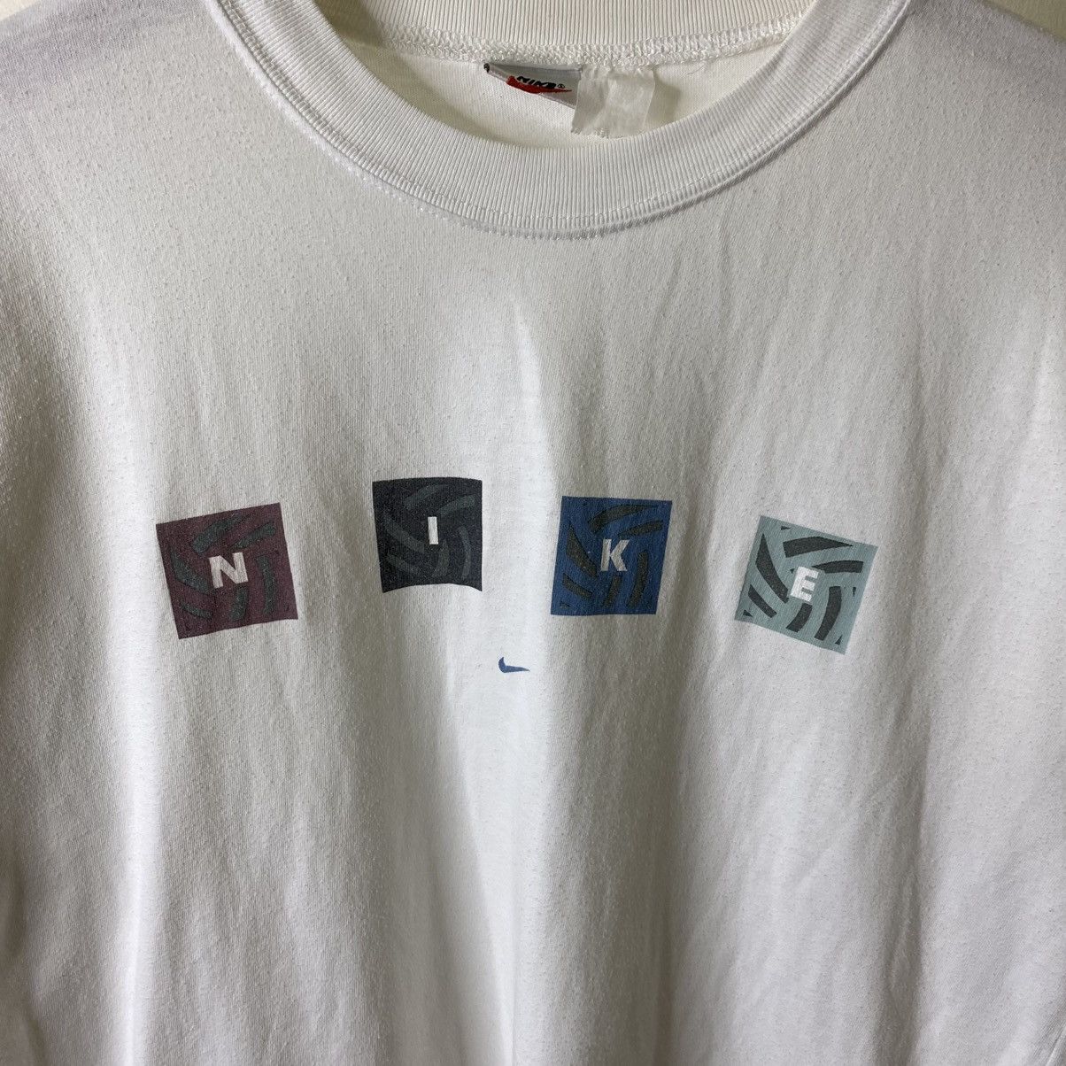 Nike Vintage 1990s Nike Block Center Swoosh T Shirt Size US L / EU 52-54 / 3 - 2 Thumbnail