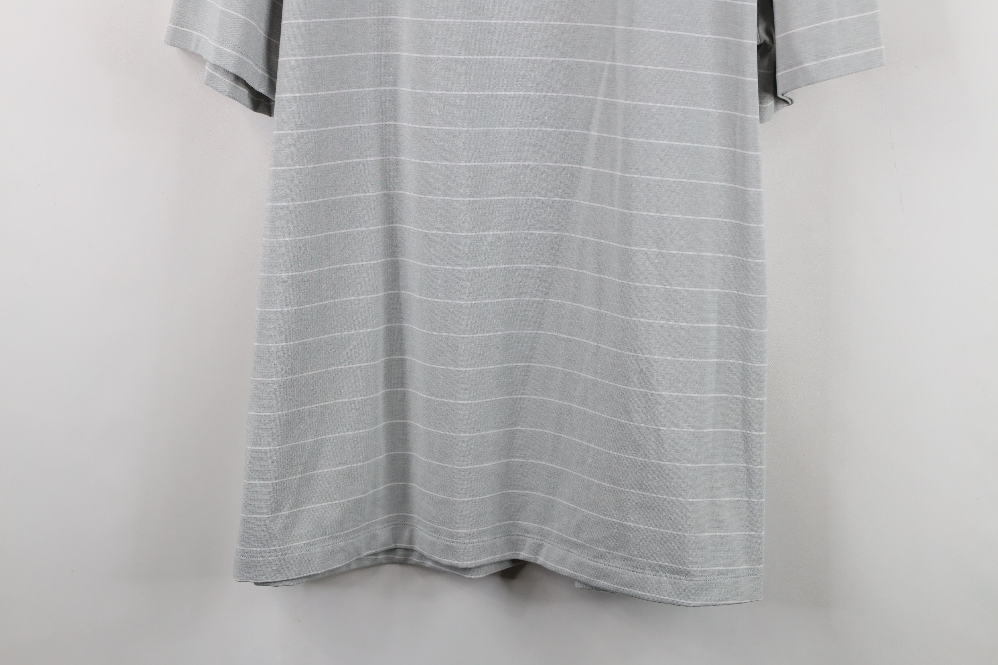 Lululemon Lululemon Evolution Short Sleeve Collared Golf Polo Shirt Size US XL / EU 56 / 4 - 3 Thumbnail