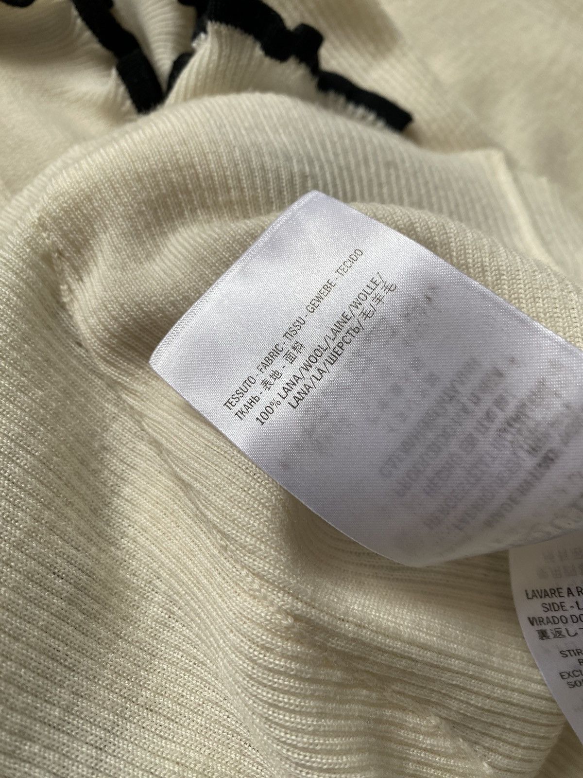 Alexander McQueen Alexander McQueen Ruffled-Trim Wool Henley Top Size L / US 10 / IT 46 - 3 Thumbnail