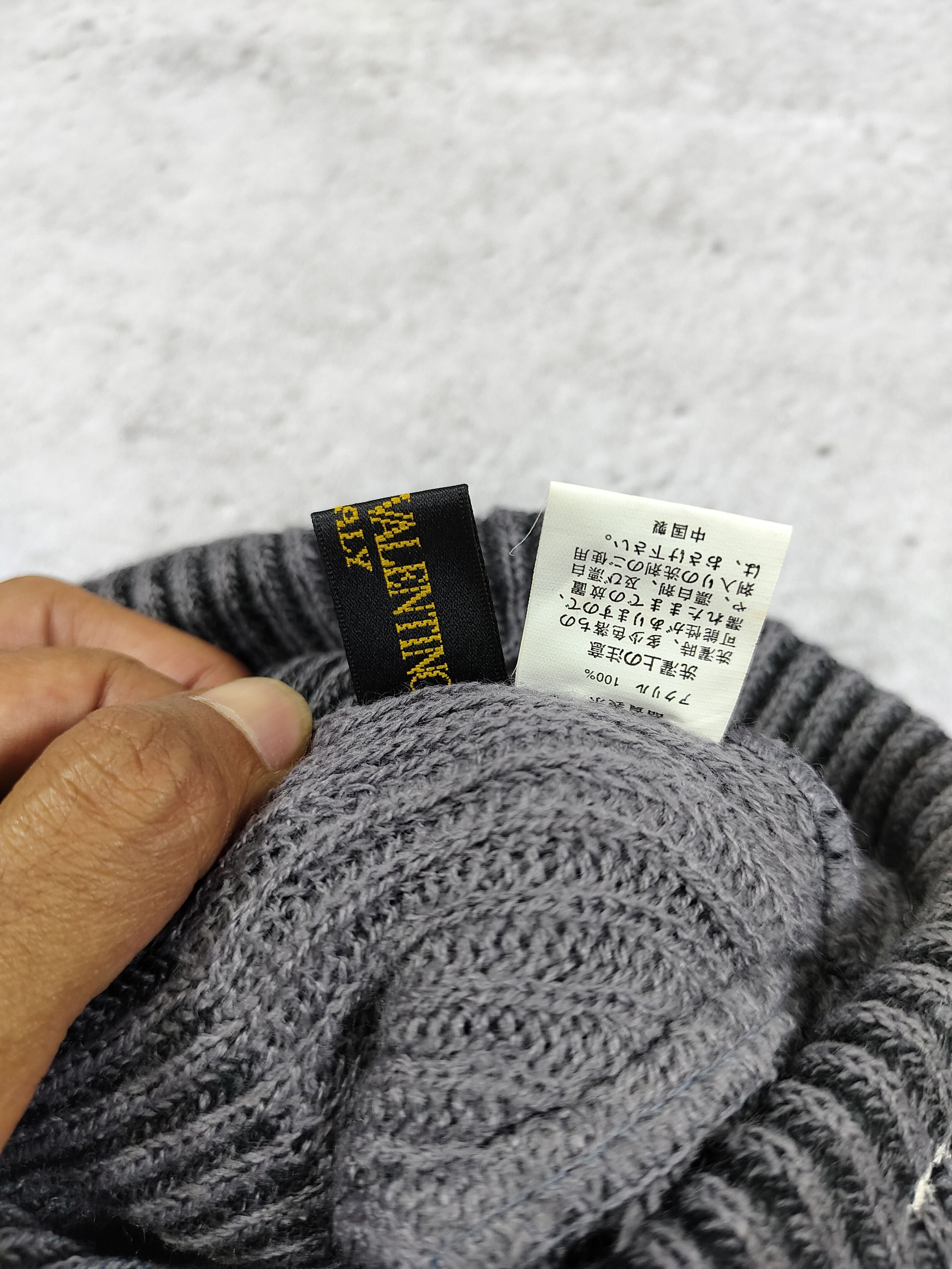 Gianni Valentino 00s Gianni Valentino-Minimal Embroidered Logo Beanie Hat Size ONE SIZE - 8 Thumbnail