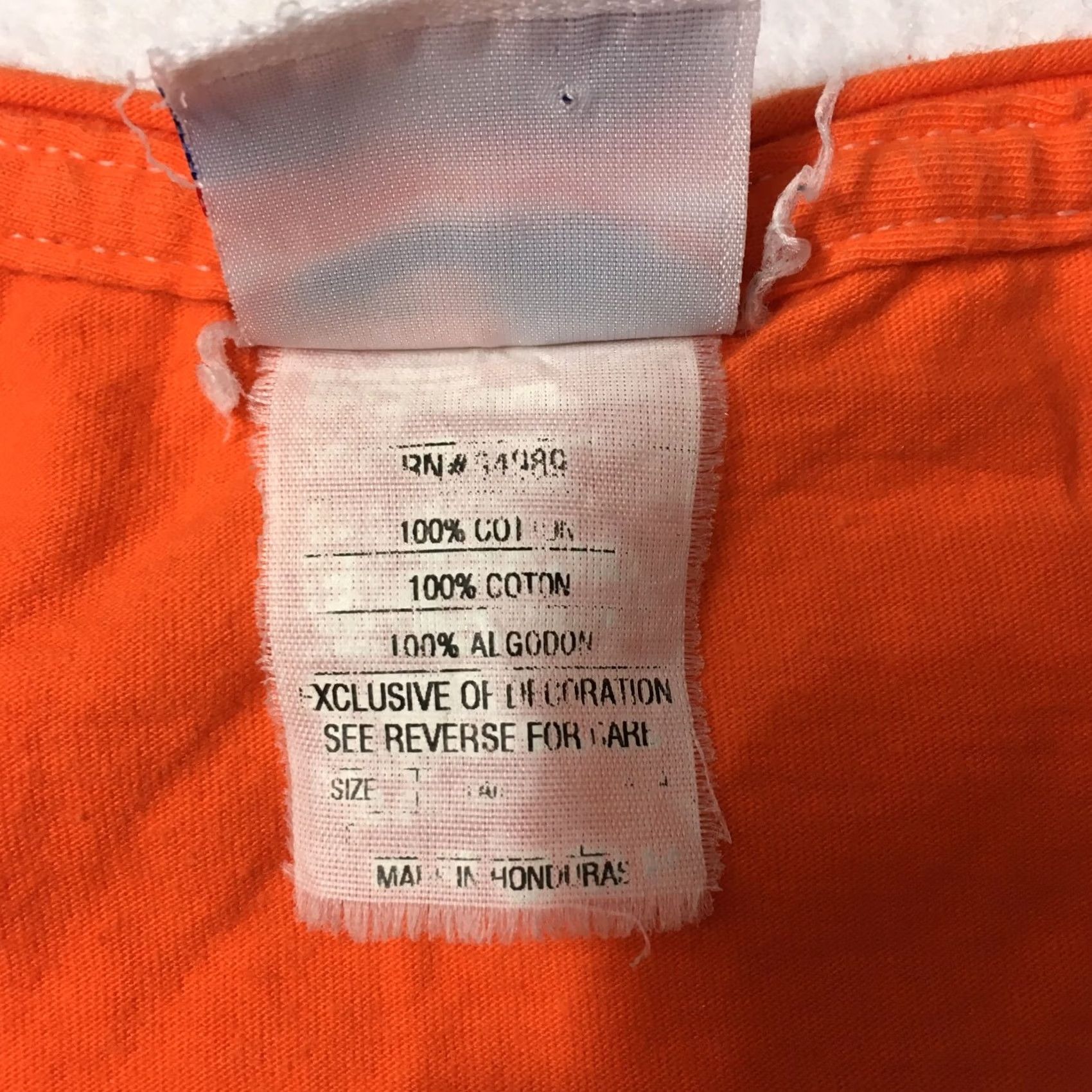 Vintage San Francisco Giants T-Shirt Womens Orange Short Sleeve V-Neck Slim Size S / US 4 / IT 40 - 3 Thumbnail