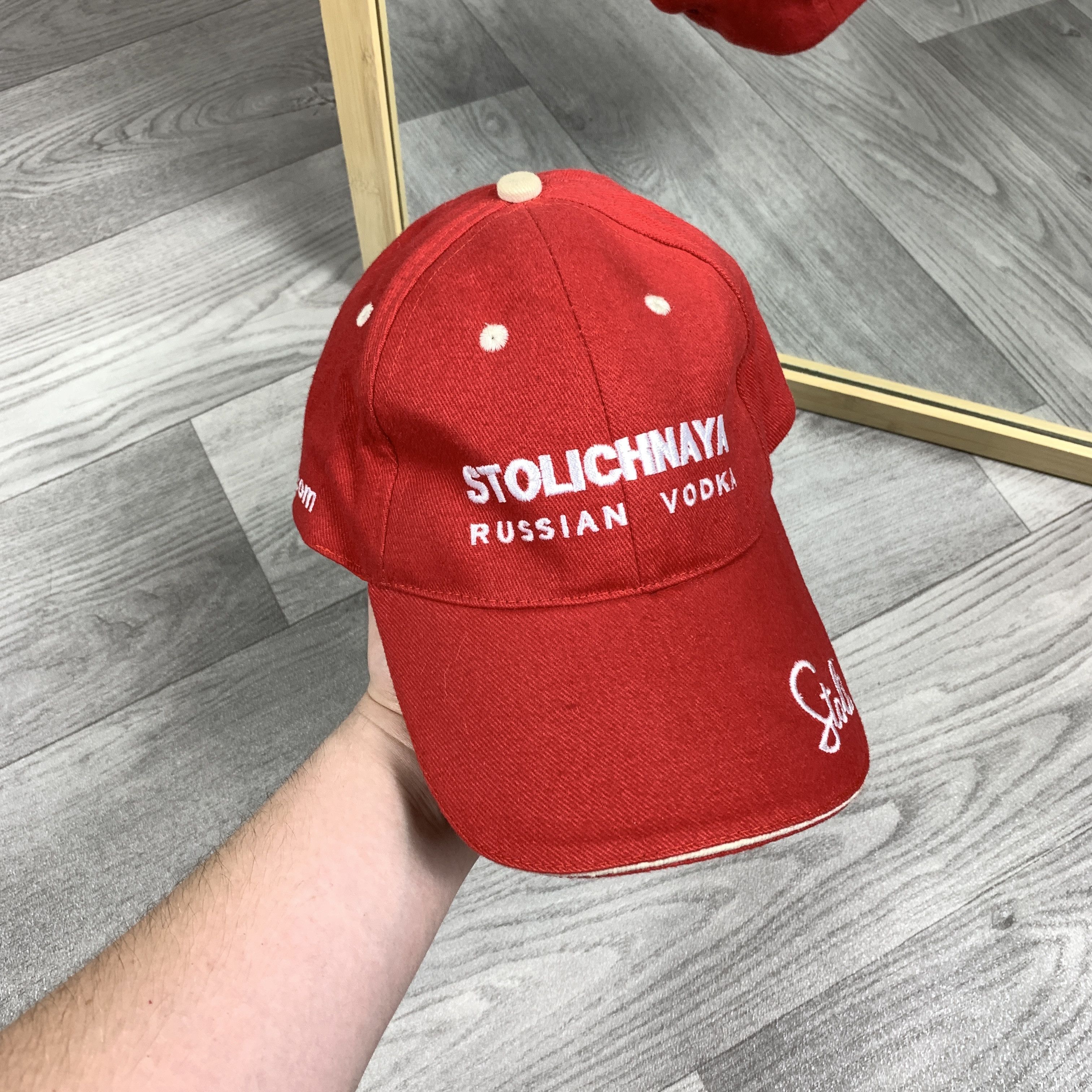 Vintage Vintage Stolichnaya Russian Vodka 90s Red Baseball Cap Hat Size ONE SIZE - 1 Thumbnail