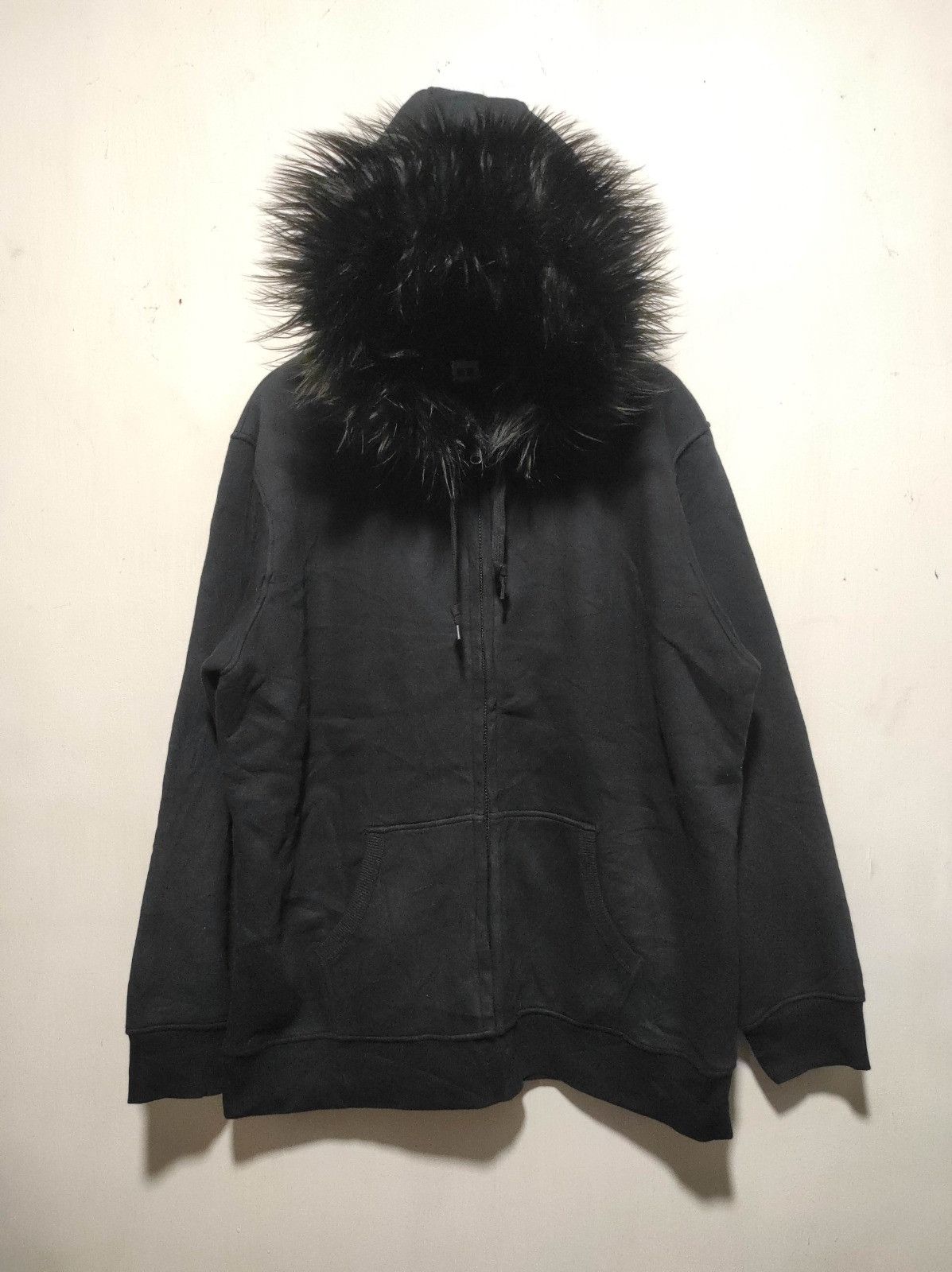 Uniqlo Uniqlo Black Sherpa Zip Fur Hoodie LGB style Size US XXL / EU 58 / 5 - 2 Thumbnail