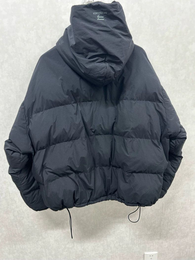 Balenciaga Balenciaga Sporty+B+FW22 Solid Zip-Up Hooded Long Sleeve D Size US M / EU 48-50 / 2 - 4 Thumbnail