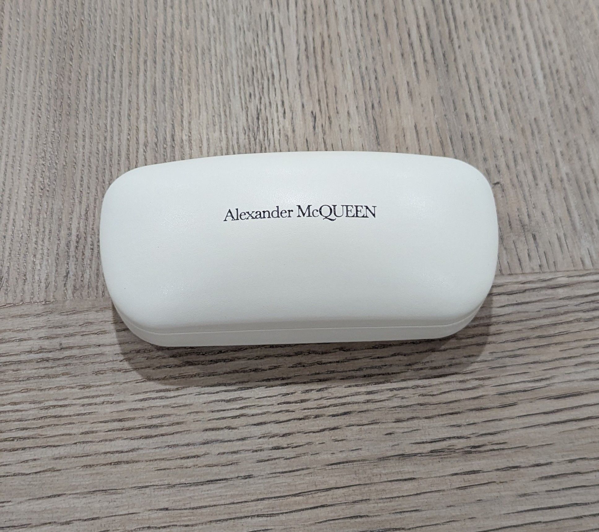 Alexander McQueen Oval 53mm Sunglasses Havana Brown