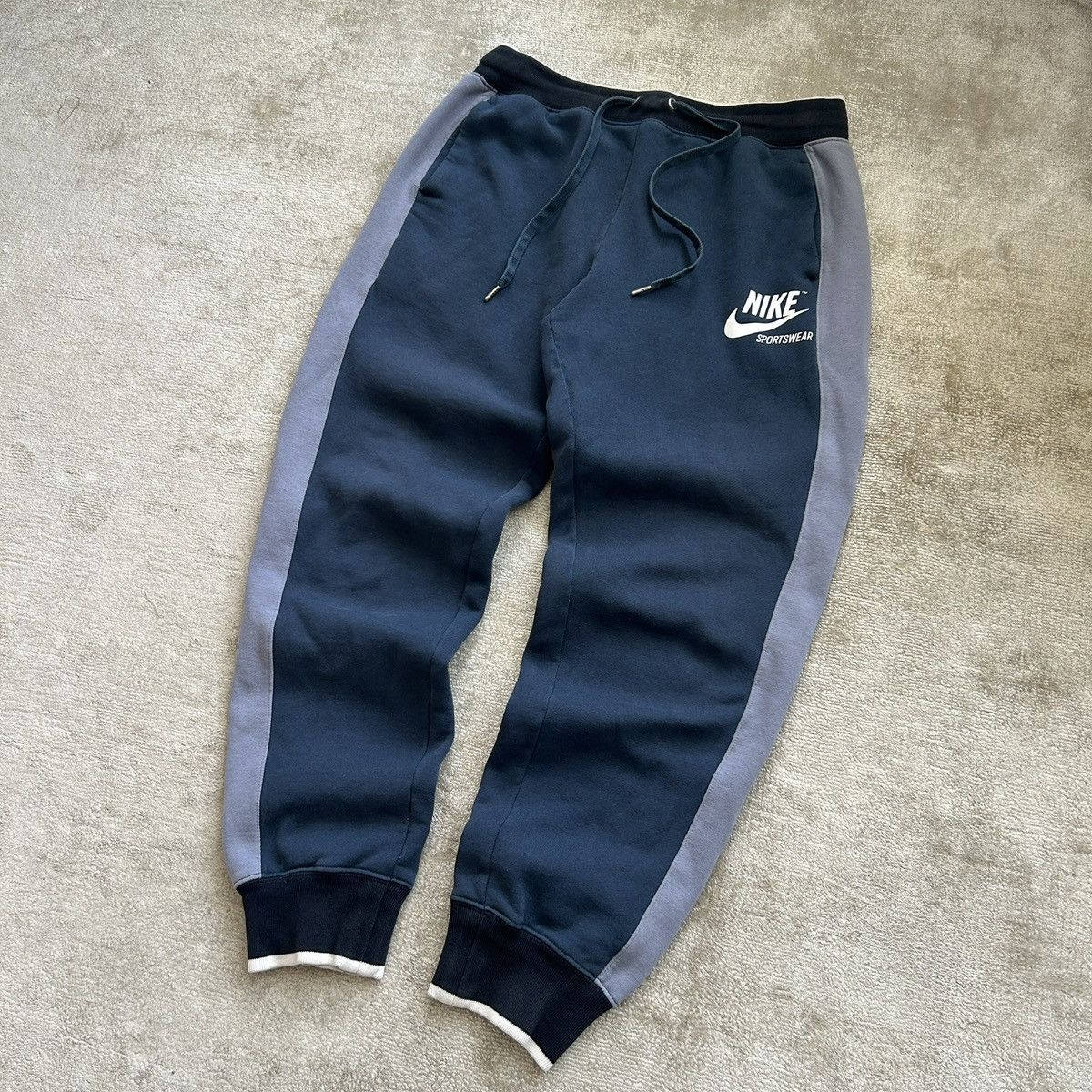 Nike Nike Sportswear Sweat Pants Size US 34 / EU 50 - 2 Thumbnail