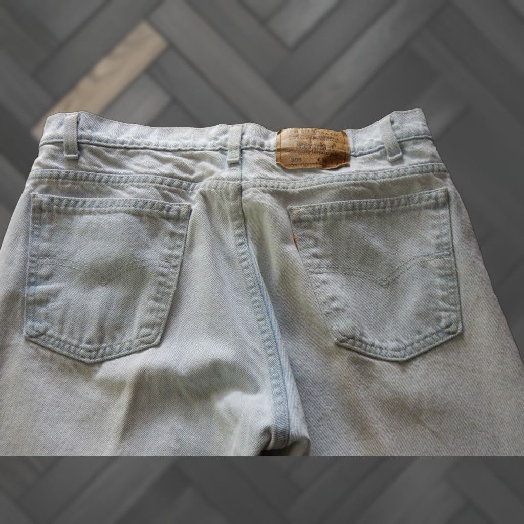 Levi's VINTAGE Levi's Men's Jeans Size 36x32 505 Straight Fit Light Wash Denim Made in USA Size US 36 / EU 52 - 1 Thumbnail