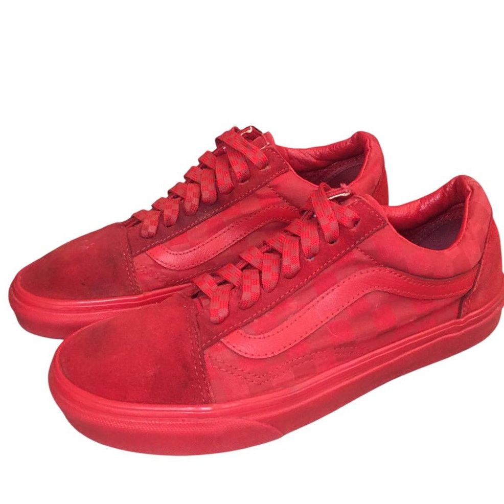 Vans Vans Off The Wall Old Skool Mono Checkerboard Skate Shoe Red Size US 6 / EU 39 - 1 Thumbnail