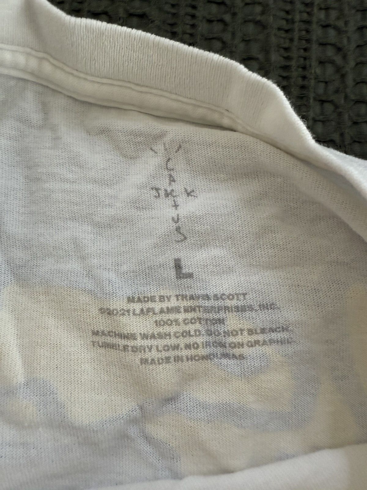 Fragment Design × Kaws × Travis Scott Cactus Jack x KAWS Tee Size US L / EU 52-54 / 3 - 3 Thumbnail