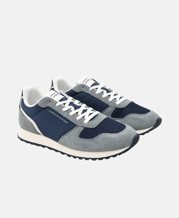 Eva Sneakers