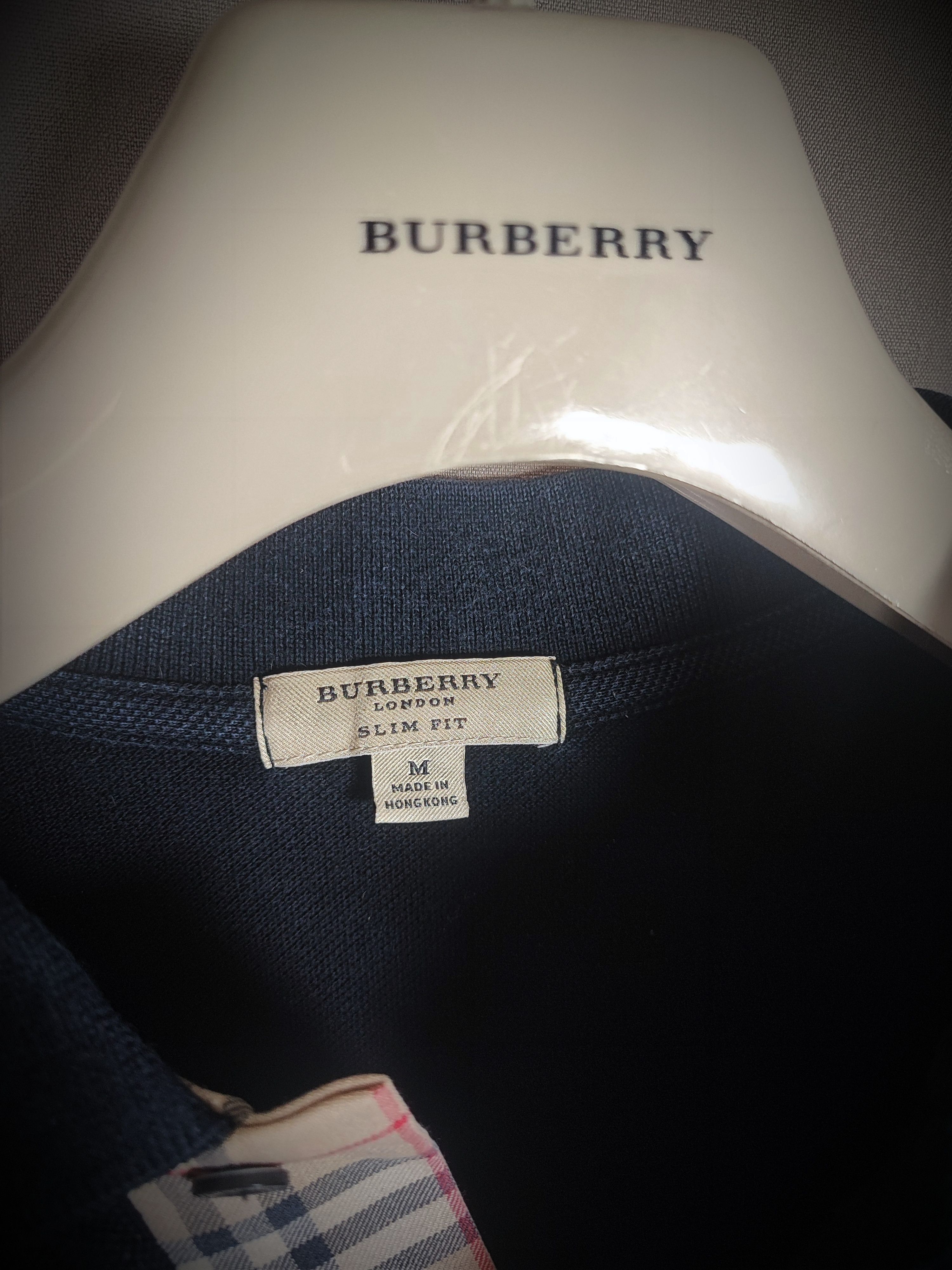 Burberry 🔥 Burberry Polo M Black very good condition🔥 Size US M / EU 48-50 / 2 - 5 Thumbnail