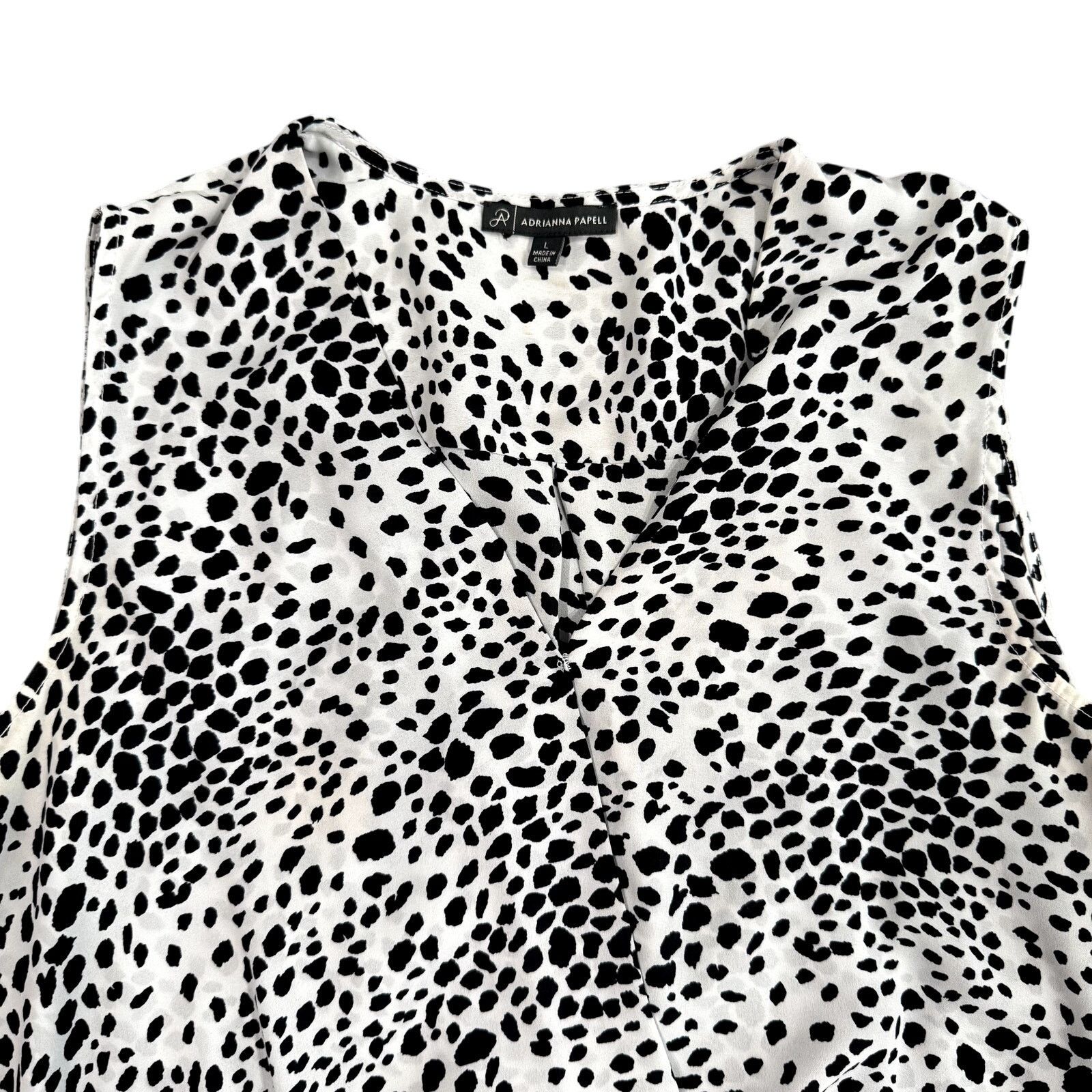 Adrianna Papell Adrianna Papell Spotted V-Neck Sleeveless Blouse, Size L Size L / US 10 / IT 46 - 2 Thumbnail
