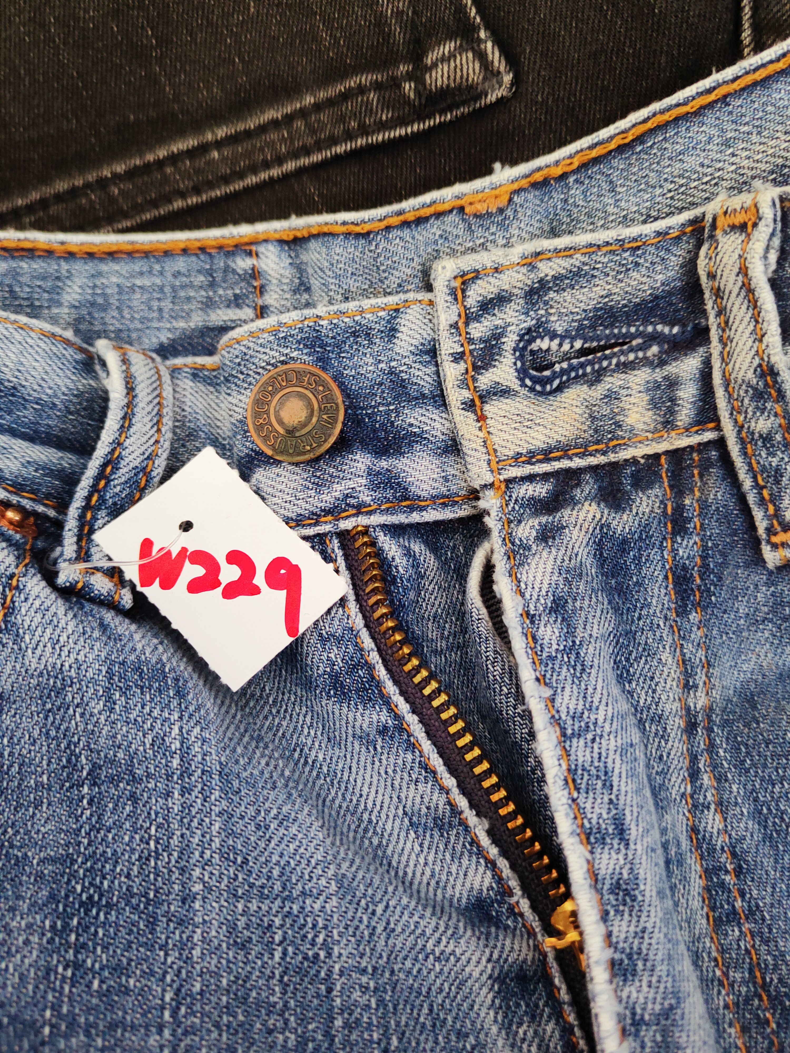 Levi's w515 Levi's Blue Distressed Ripped Jeans #W229 Size US 27 - 19 Thumbnail