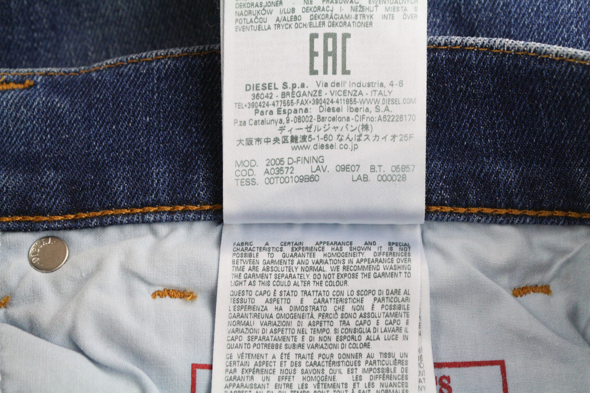 Diesel 2005 D-FINING 09E07 W30/L30 Distress 40404 Size US 30 / EU 46 - 12 Thumbnail