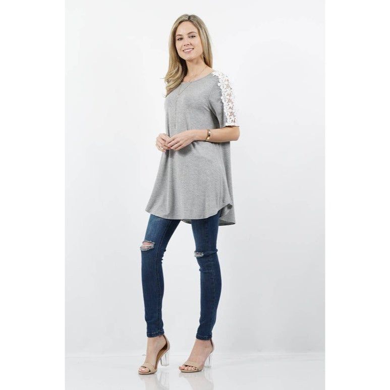 Other Women's Gray Short Sleeve Top With Crochet White Floral Lace Size M / US 6-8 / IT 42-44 - 1 Thumbnail
