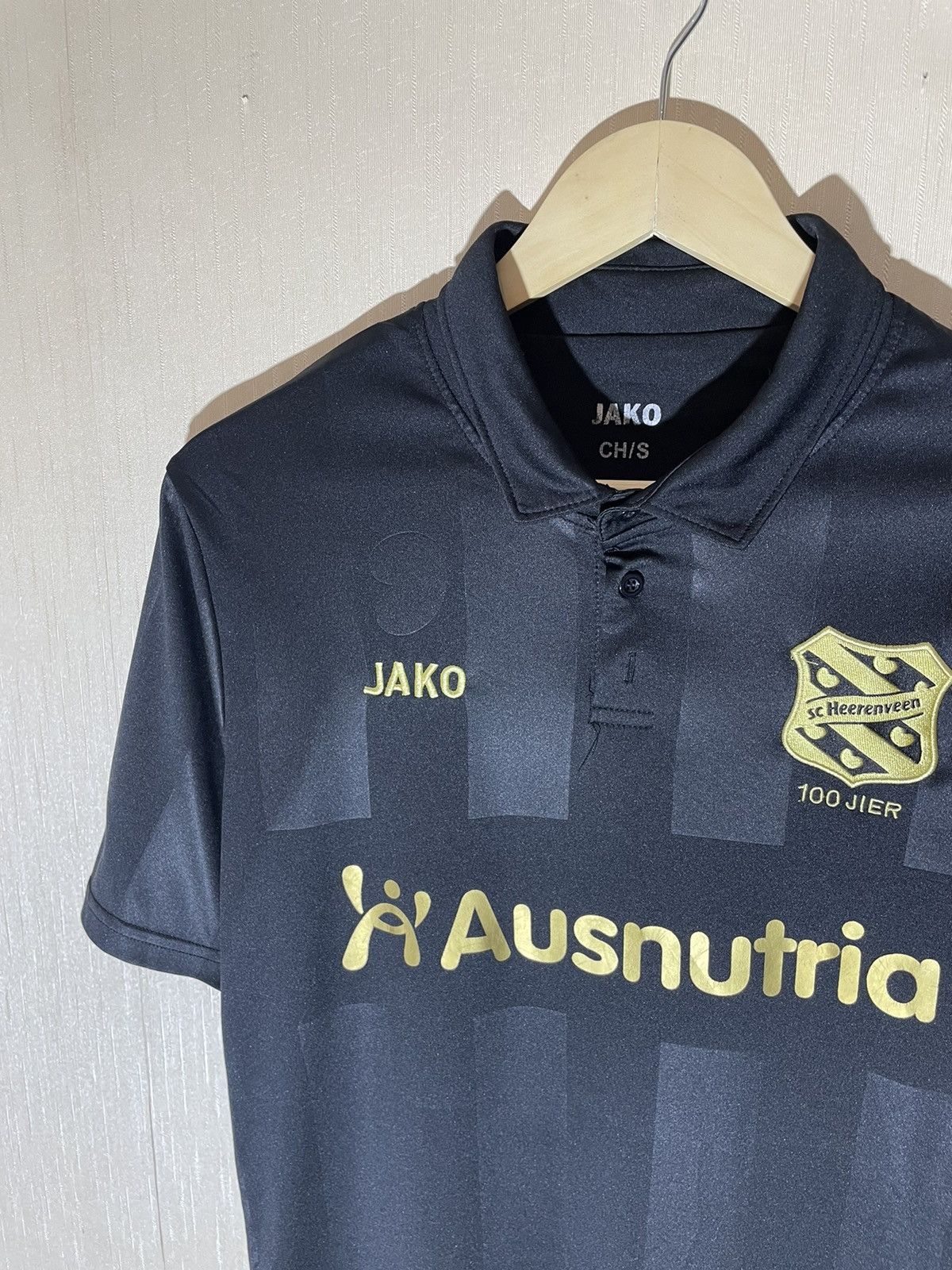Other Jako Heerenveen #10 Siam De Jong soccer jersey Size US S / EU 44-46 / 1 - 4 Thumbnail