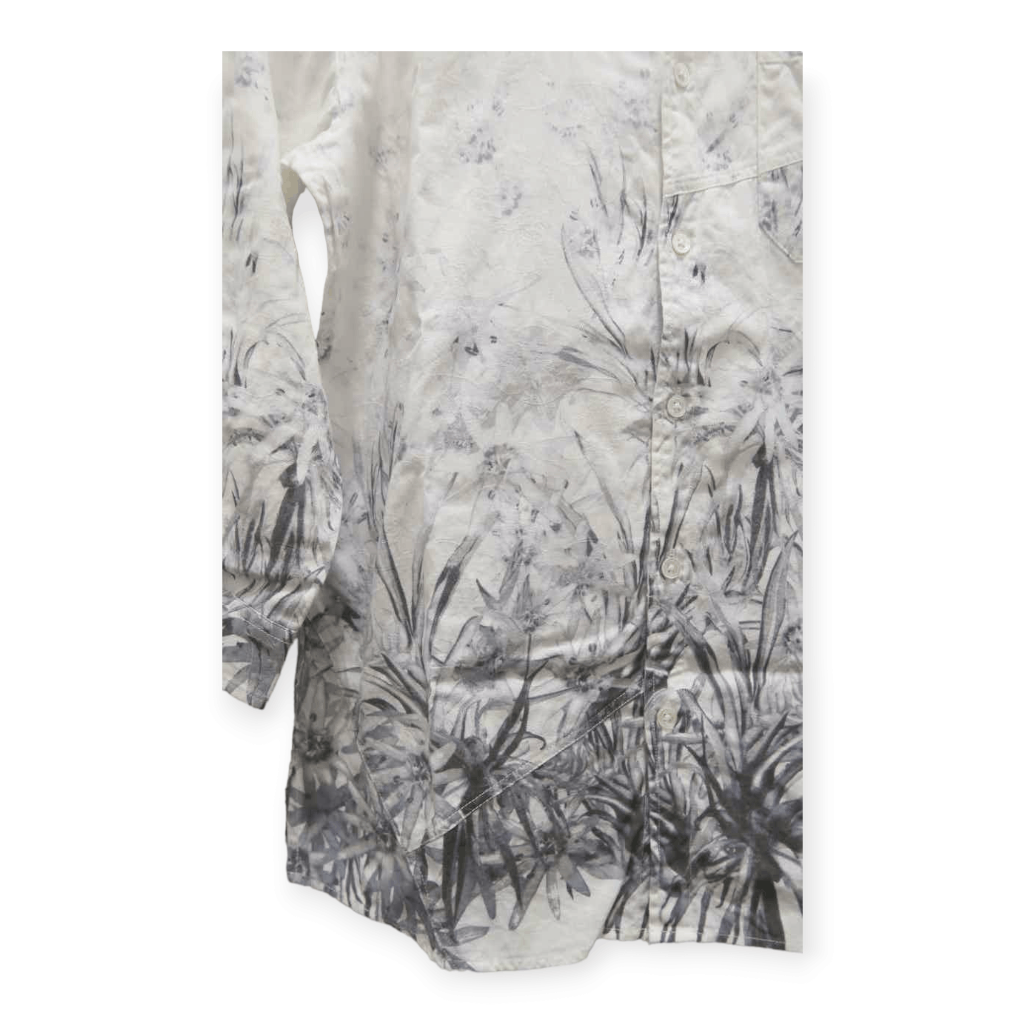 Tornado Mart Tornado Mart Japan Floral Casual Shirts Size US L / EU 52-54 / 3 - 5 Thumbnail