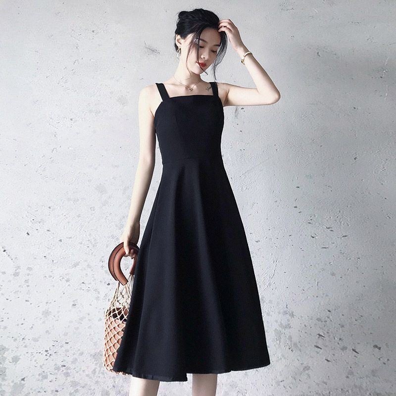 Other Three-dimensional Cut Black Dress SATINE Word Version Size M / US 6-8 / IT 42-44 - 1 Thumbnail
