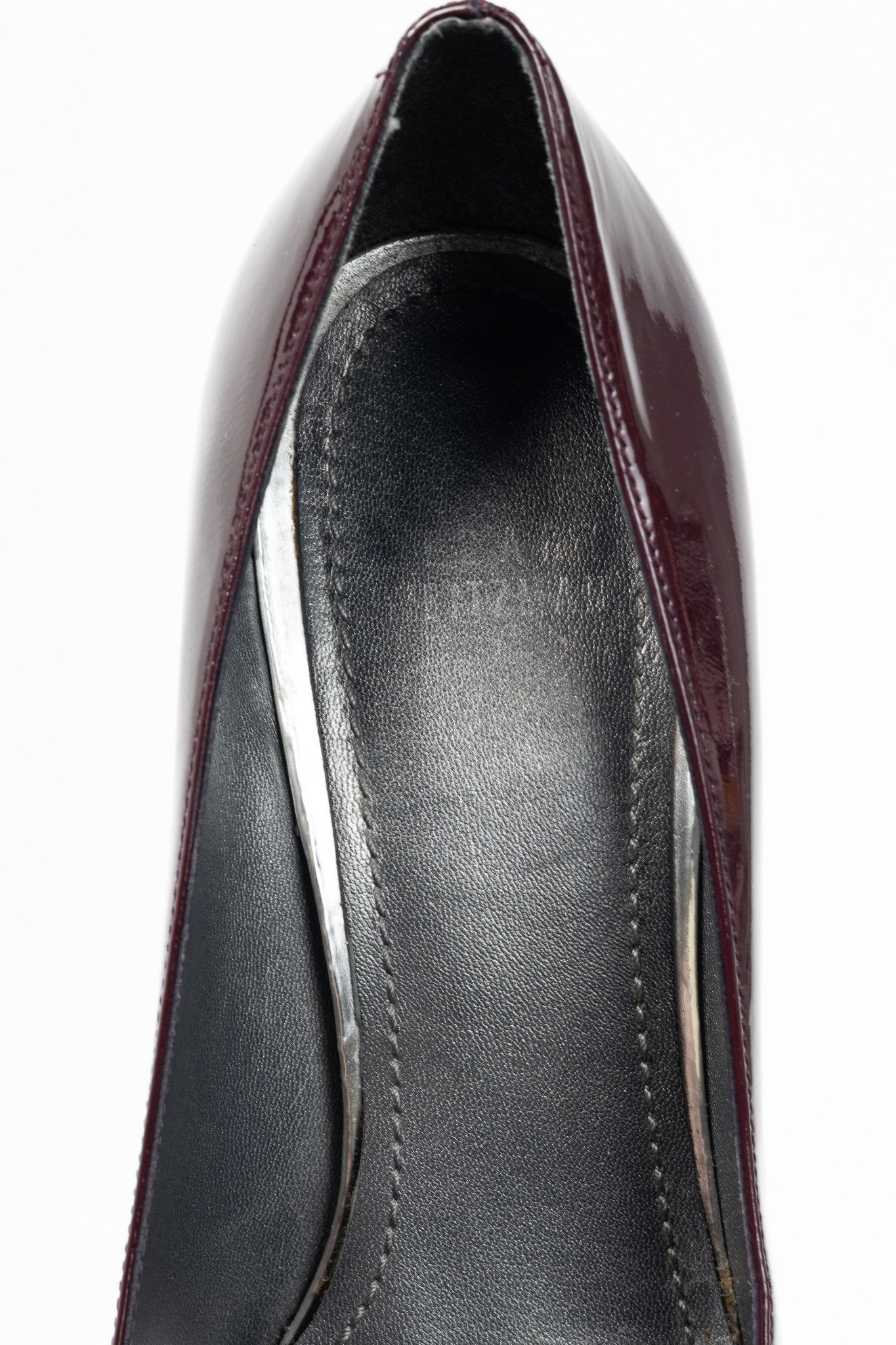 Stuart Weitzman Stuart Weitzman Platswoon Plum Patent-Leather Platform Pumps Size US 10 / IT 40 - 9 Thumbnail