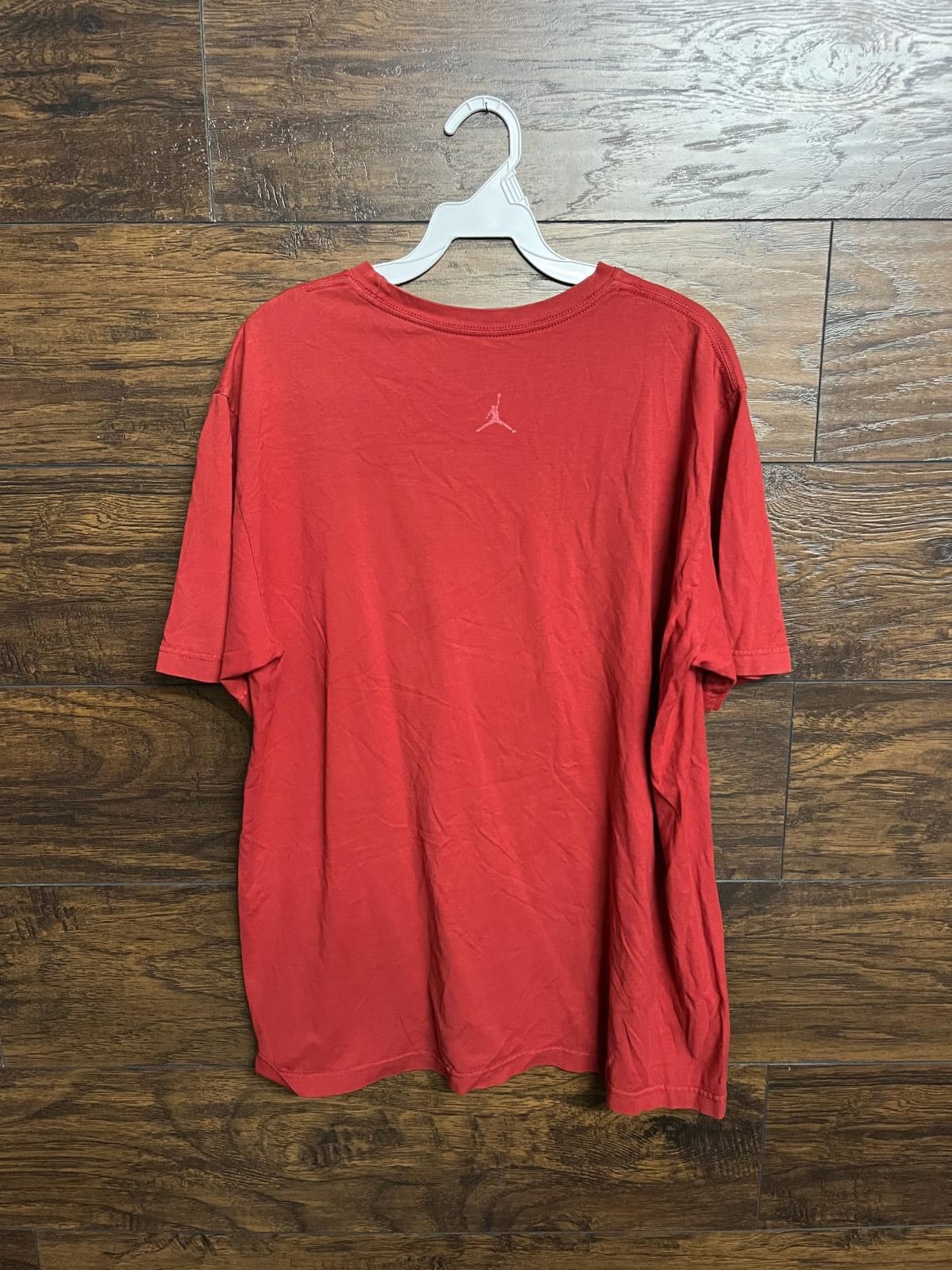 Designer Nike Air Jordan Flight Center Hit Tee Faded Jumpman T-shirt Size US L / EU 52-54 / 3 - 2 Thumbnail
