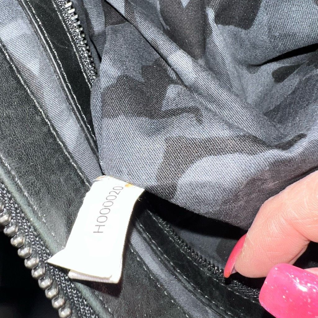 Jimmy Choo Jimmy Choo Laptop Holder/Clutch/Wristlet Black and Red Leath Size ONE SIZE - 14 Thumbnail