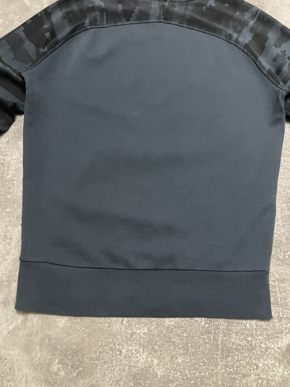 Diesel Vintage Diesel Sweatshirt Crewneck Size US S / EU 44-46 / 1 - 13 Thumbnail