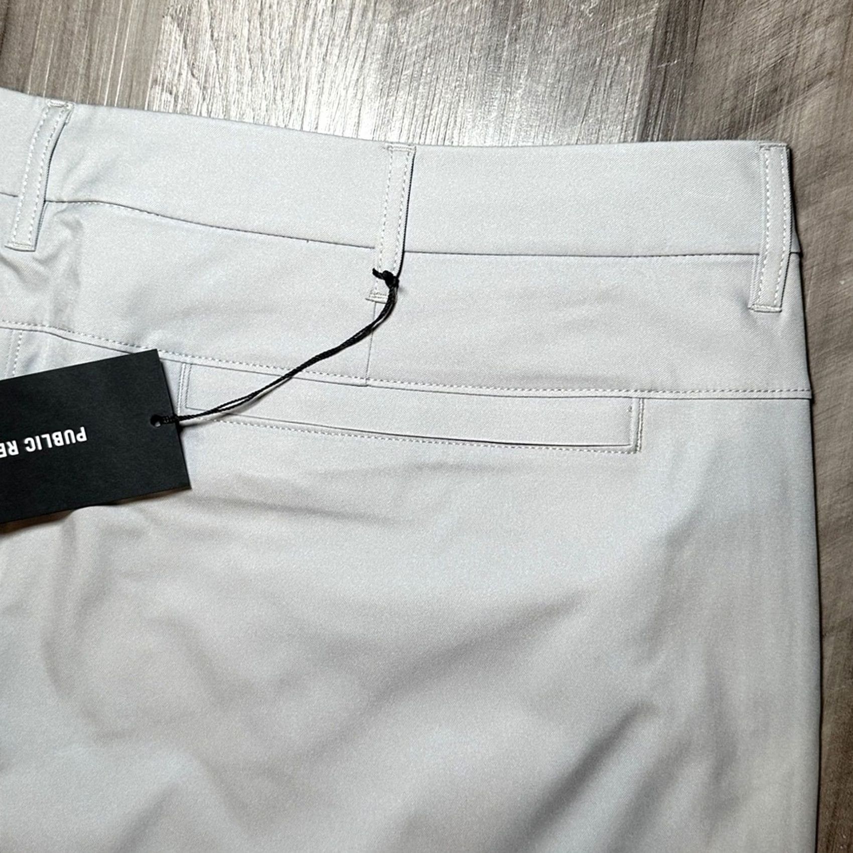 Vintage Public Rec Fog Workday 2.0 Performance Shorts Men 42 Regular Gray Chino 8in Inseam MS9857 Size US 42 / EU 58 - 3 Thumbnail