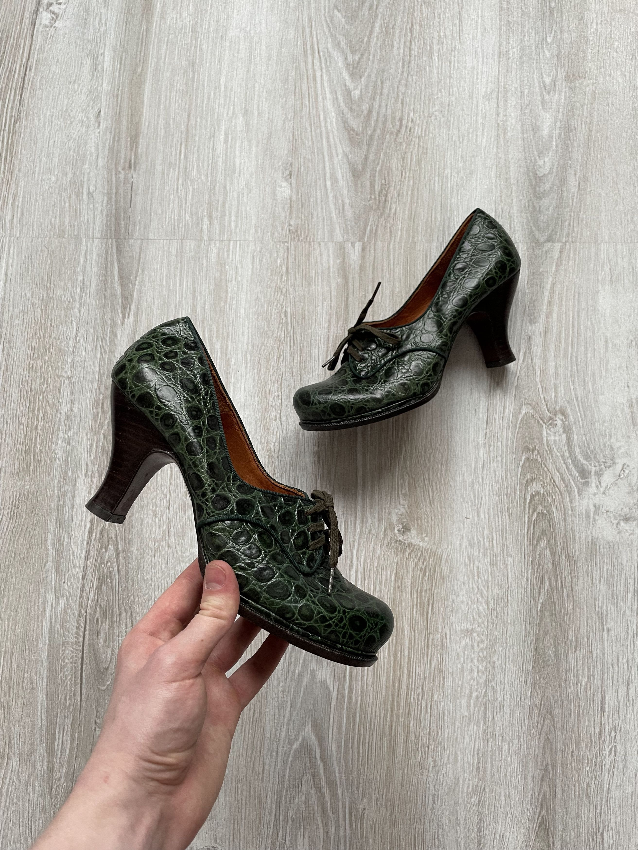 Vintage Chie Mihara Depoi in Emerald Green Size US 8.5 / IT 38.5 - 1 Thumbnail