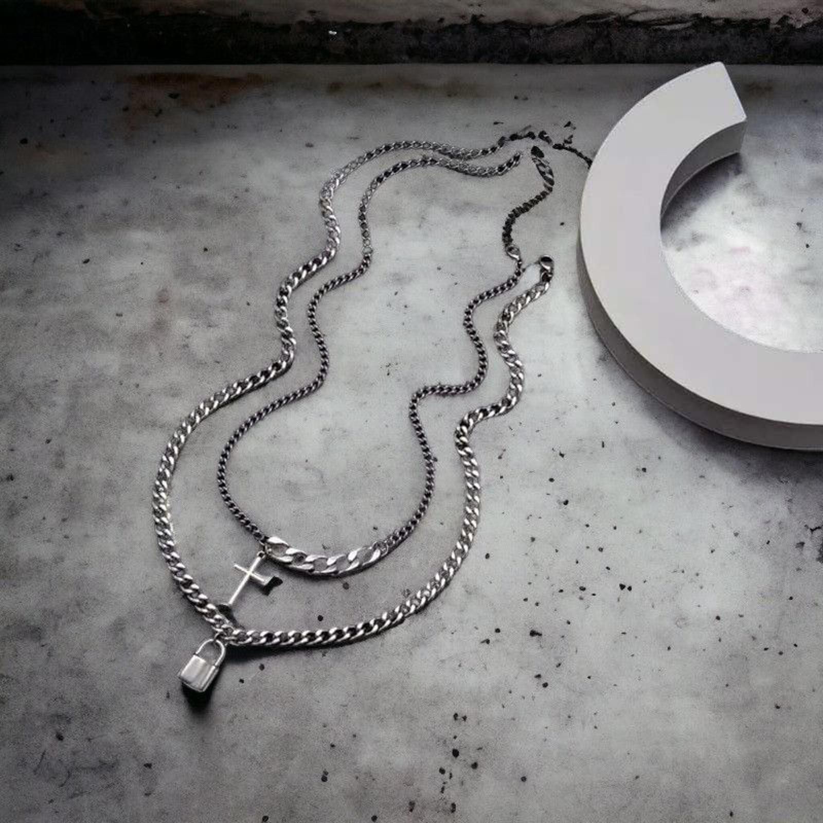 Jewelry Lock Chain Necklace Size ONE SIZE - 4 Thumbnail