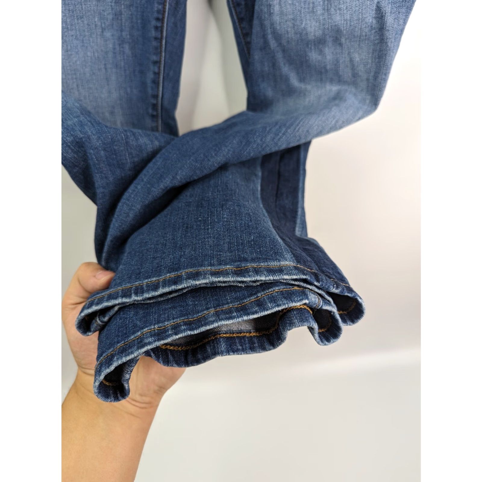 Banana Republic Banana Republic Premium Denim Side Stripe Girlfriend Blue Jeans Women’s 32 Size 24" / US 00 / IT 34 - 4 Thumbnail