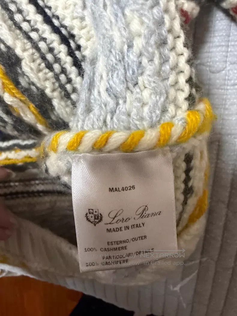 Loro Piana Loro Piana Women's Round Neck 100% Cashmere Christmas Swea Size XS / US 0-2 / IT 36-38 - 3 Thumbnail